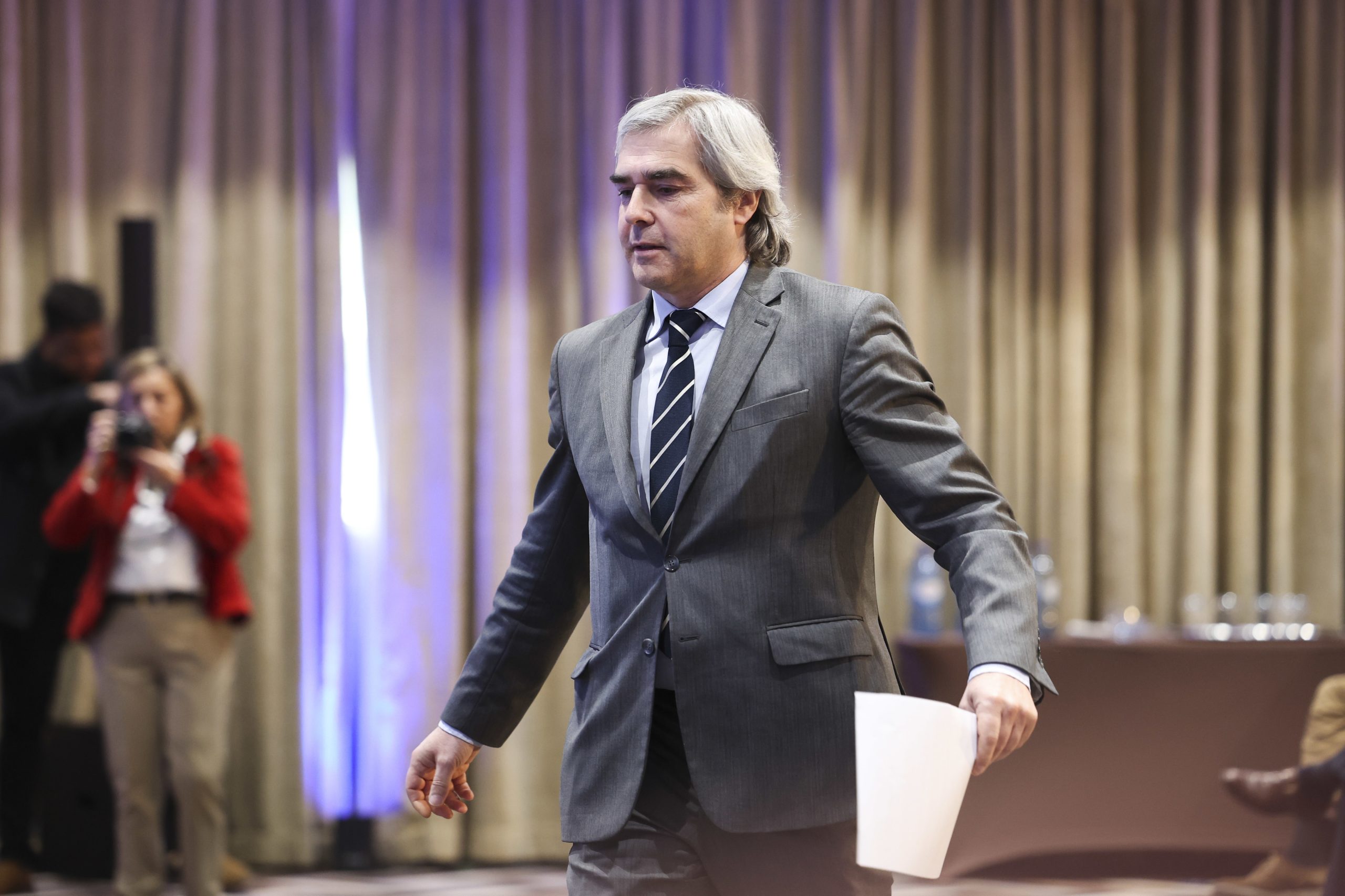 Nuno Melo questiona legalidade de medida de Alojamento Local portuguesa na Comissão Europeia