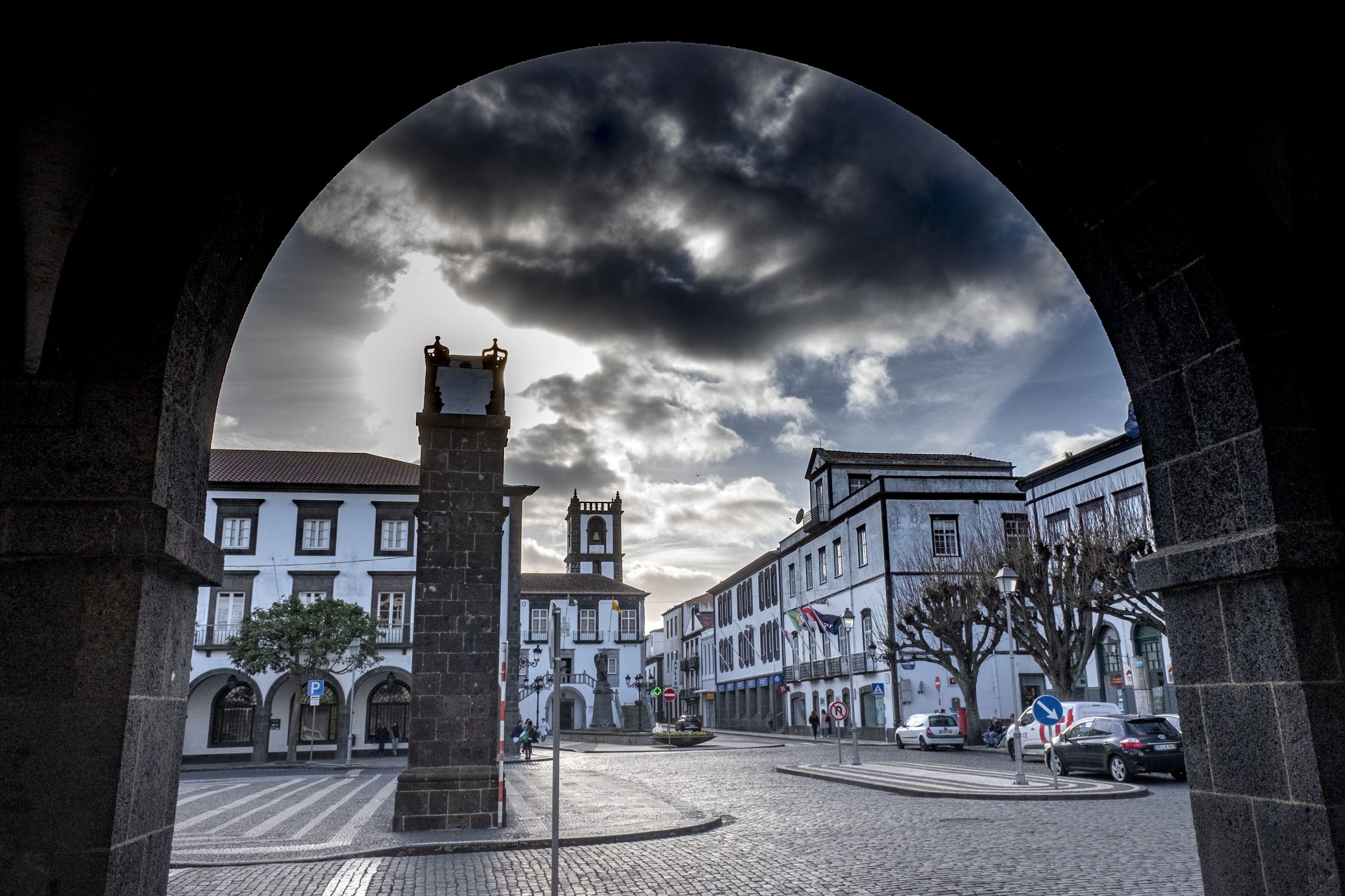 Açores com chuva forte: IPMA emite avisos amarelos
