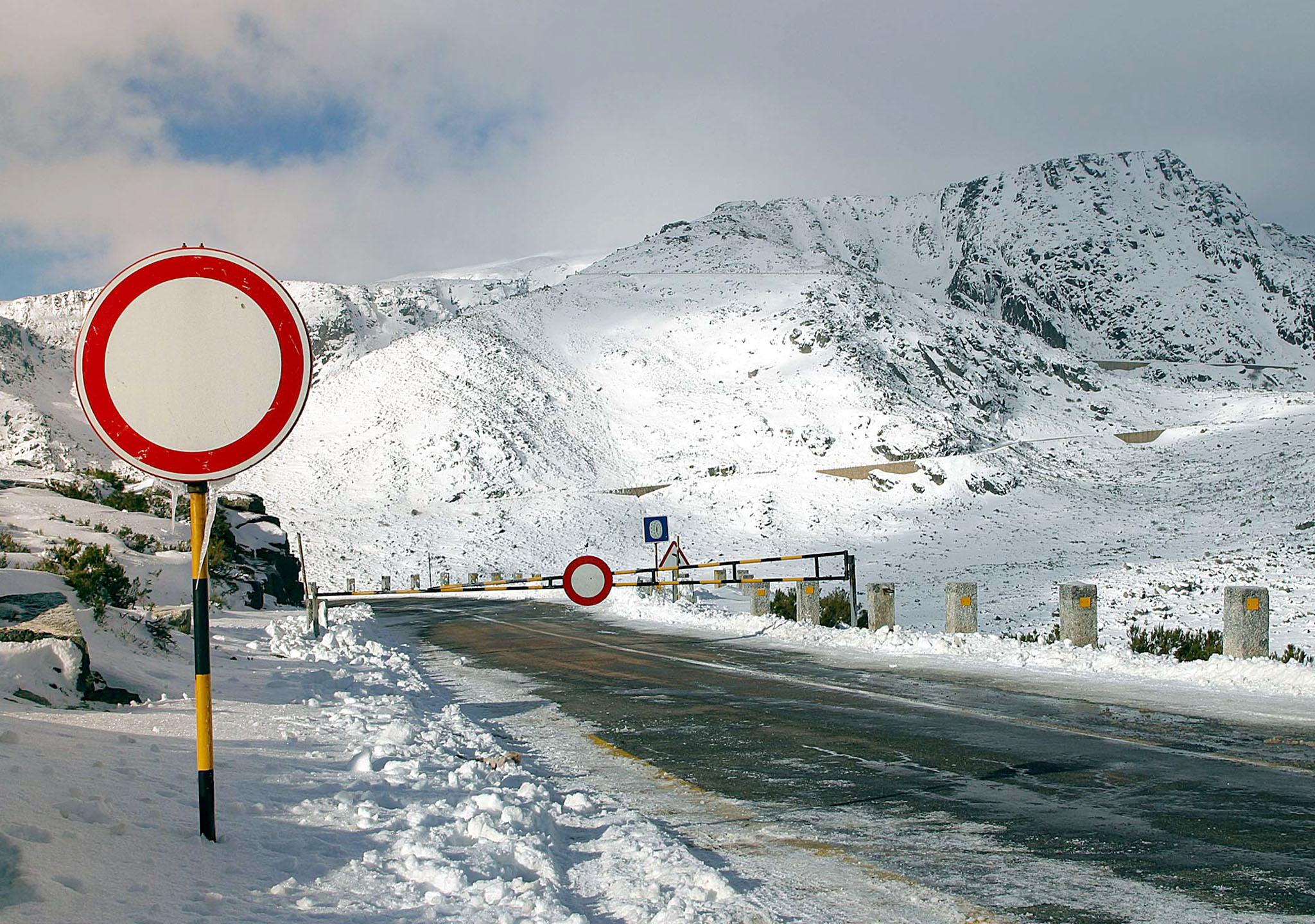 Estradas na Serra na Estrela reabertas