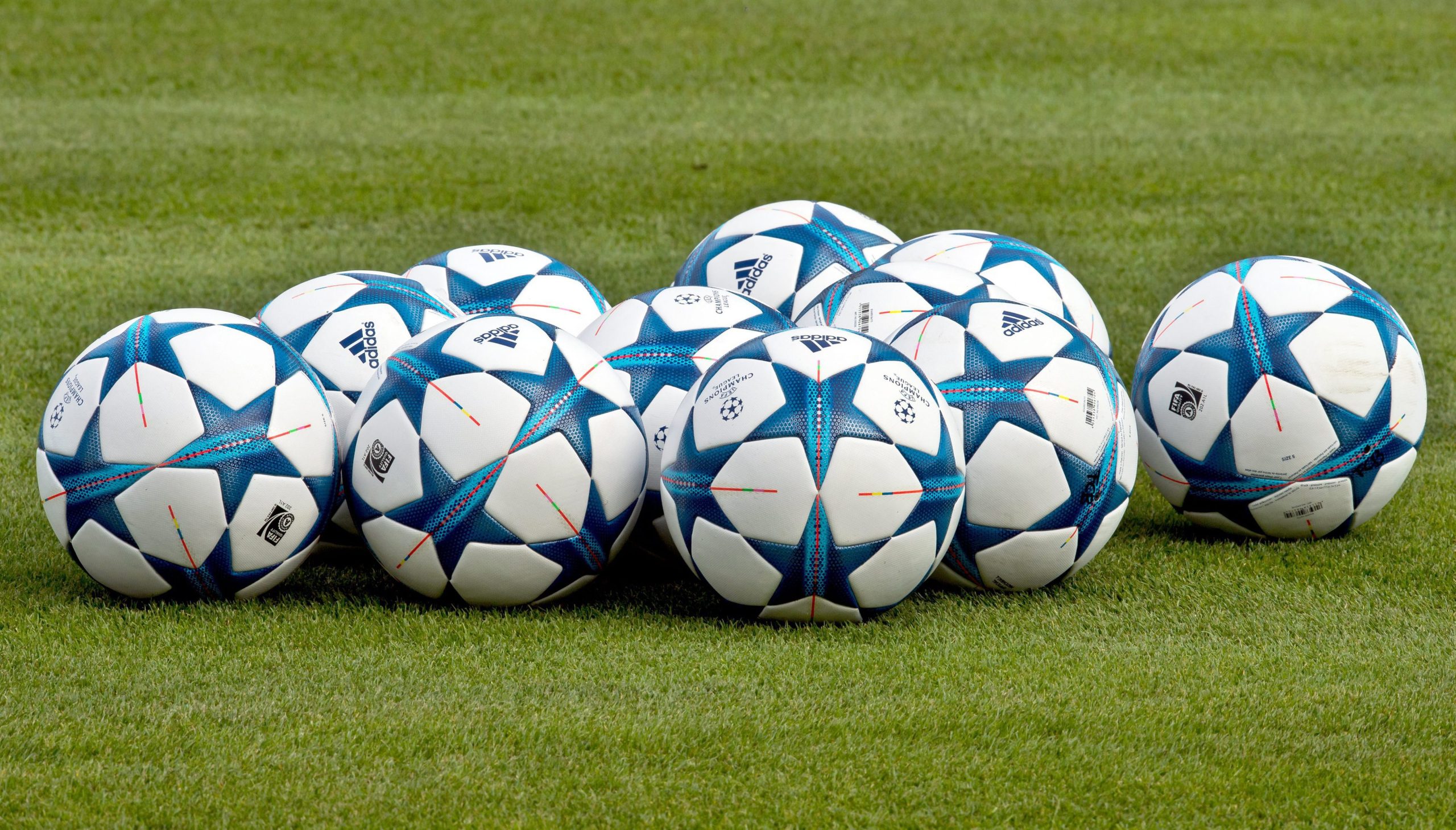 Champions: Sporting recebe Borussia Dortmund. FC Porto visita Club Brugge
