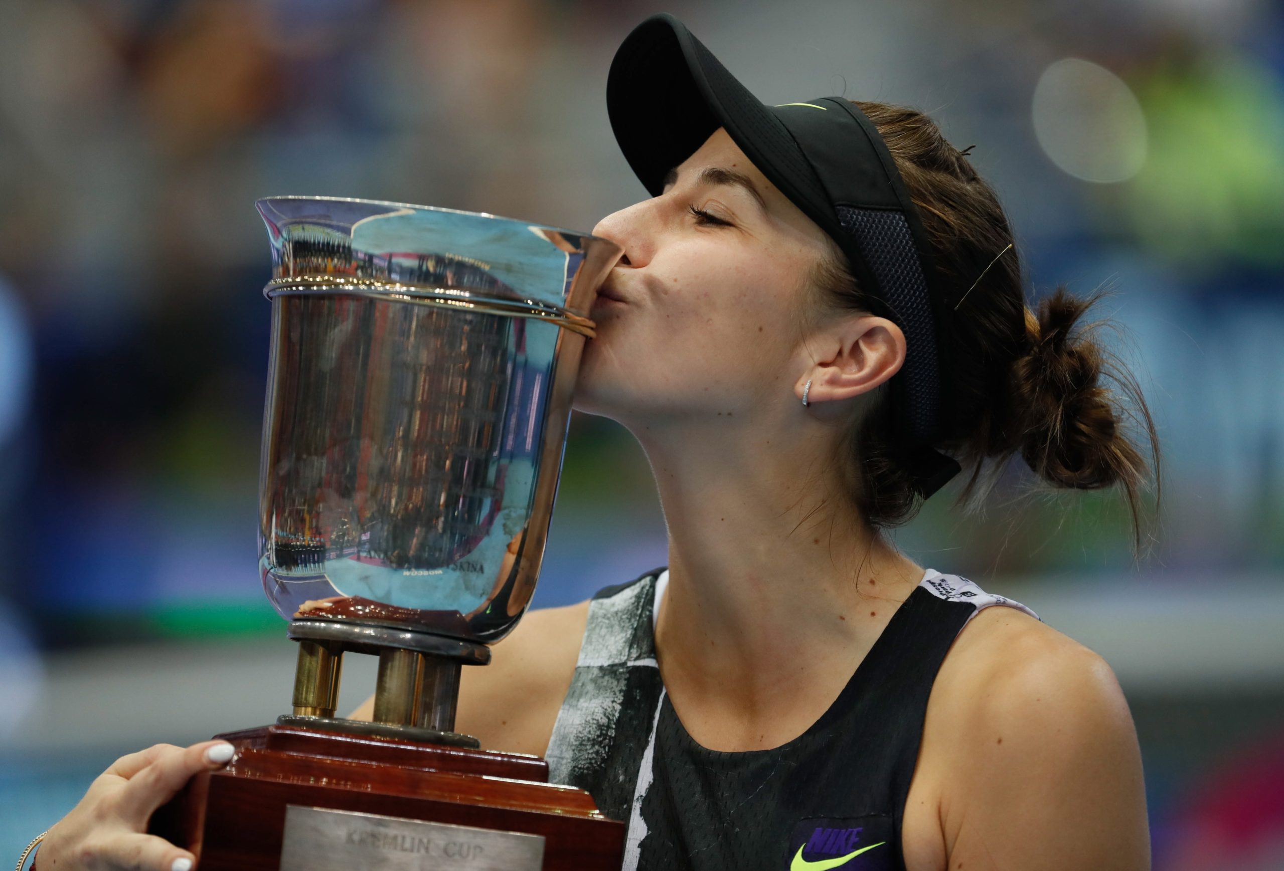 Belinda Becic vence torneio de ténis de Moscovo