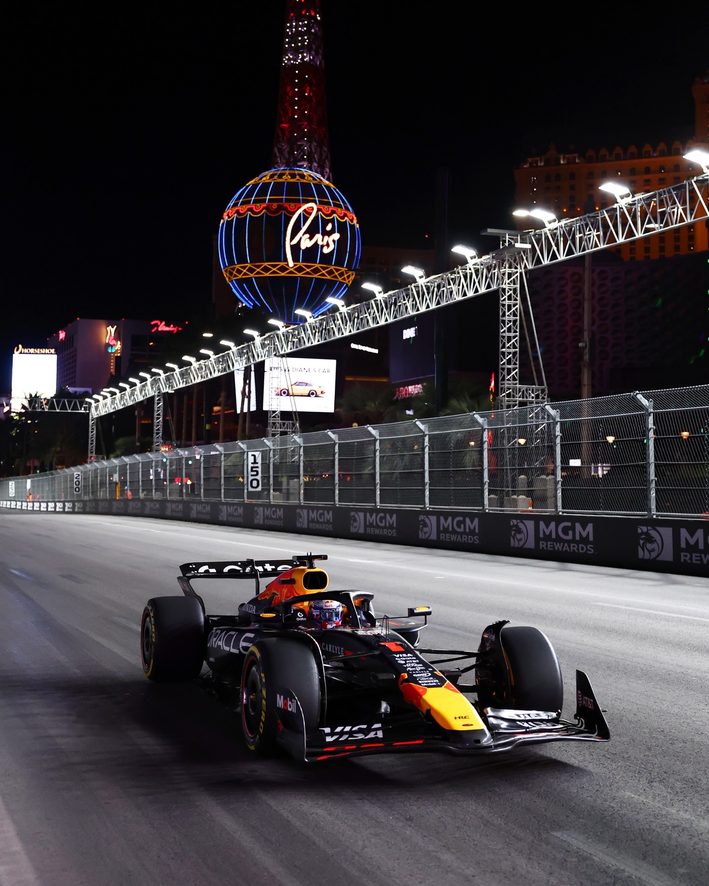 GP Las Vegas F1: Max Verstappen conquista ‘Strip’ e mantém acesa batalha pelo título de 2025