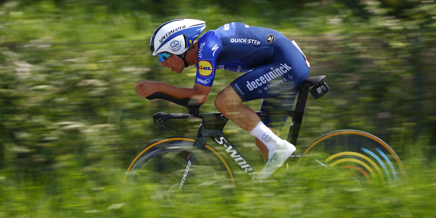 Ciclismo: João Almeida foi segundo no contrarrelógio e mantém liderança da Volta à Polónia