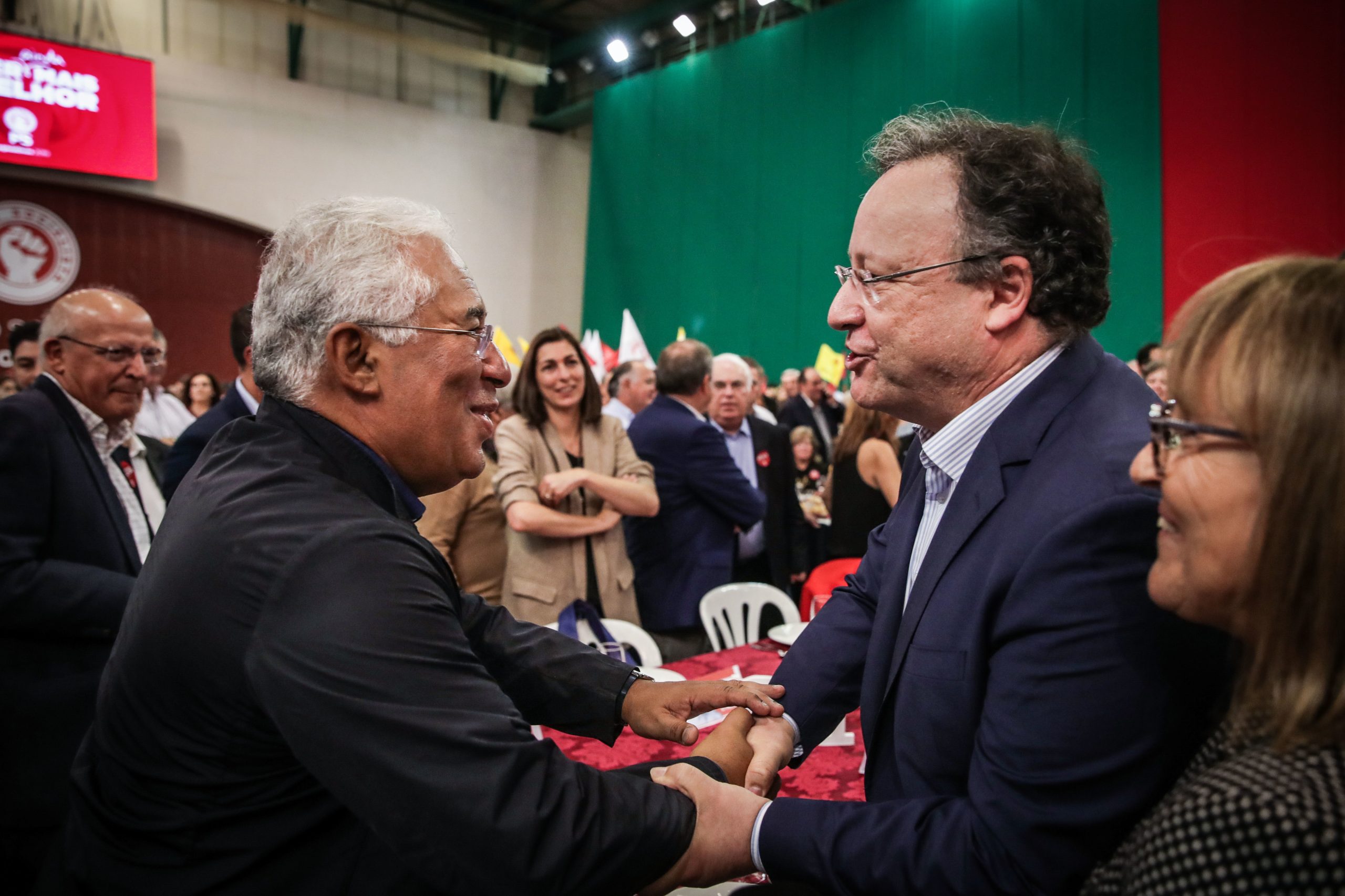 Francisco Assis diz que não se irá intrometer na sucessão de António Costa