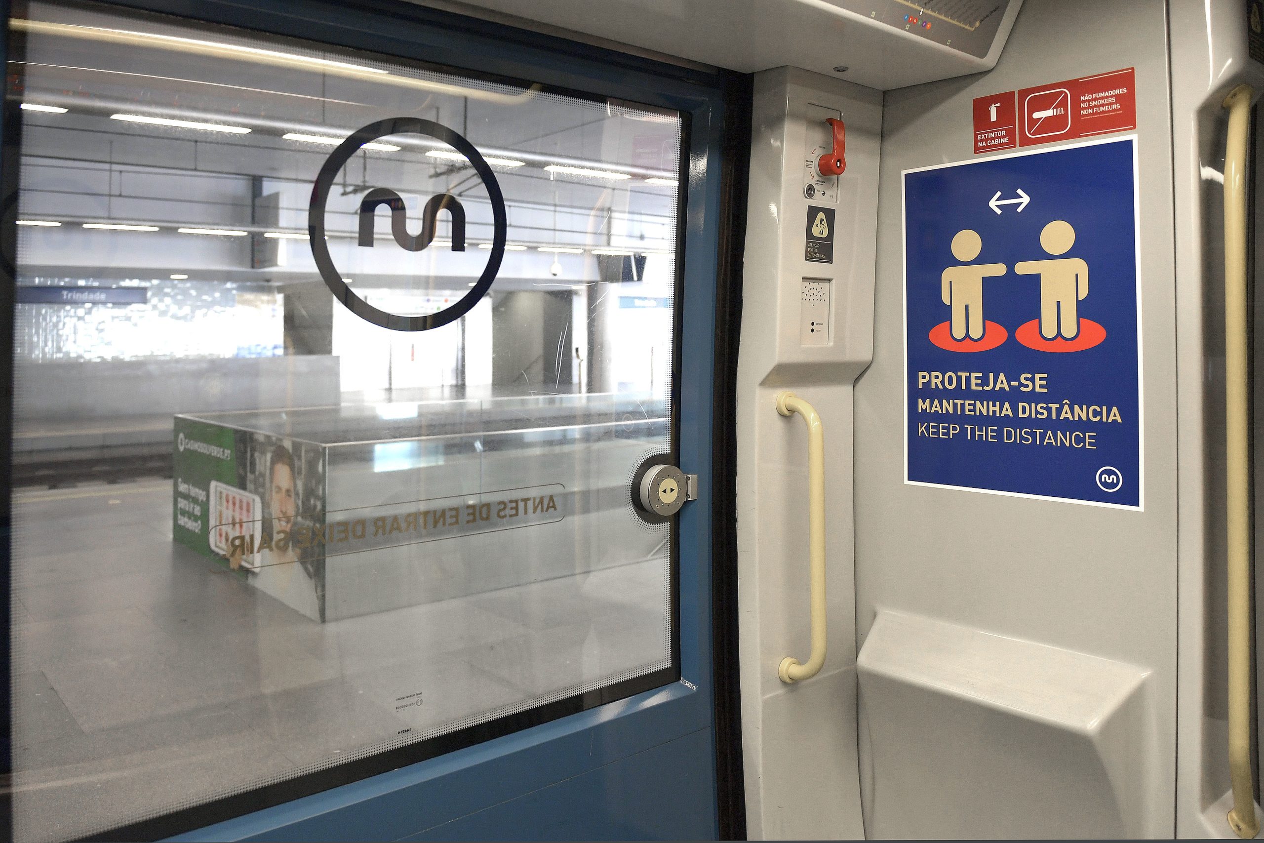 Túneis do metro do Porto não têm rede de comunicação de emergência