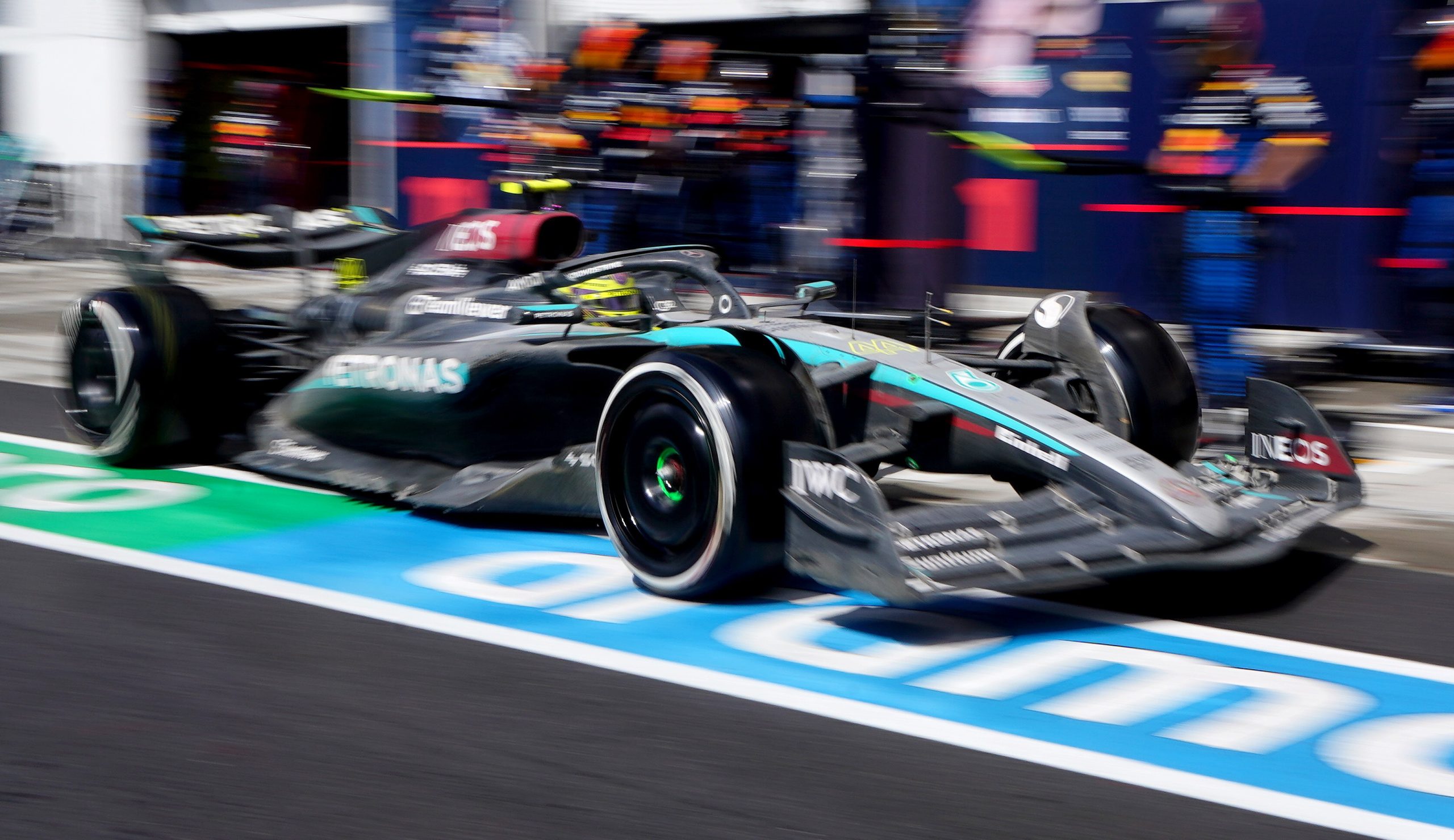 Antonelli vence GP da China e entra para a história como o segundo mais jovem a triunfar na Fórmula 1