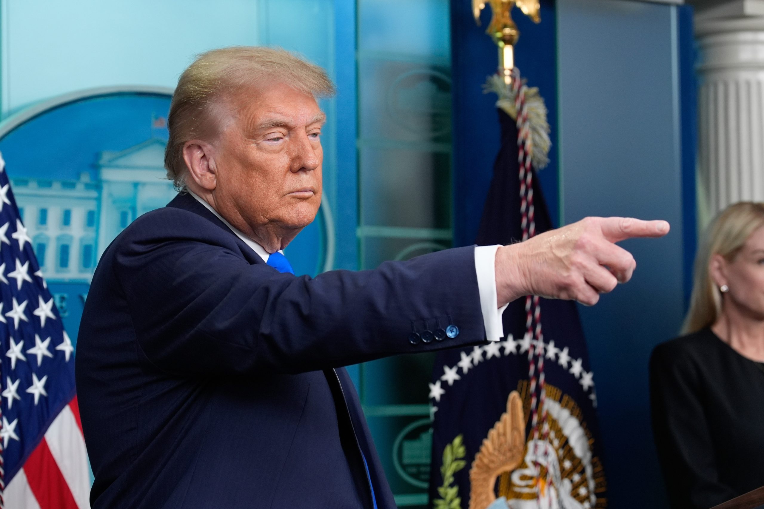 Com Trump presente, Tribunal dos EUA analisa proposta de limitação de cidadania
