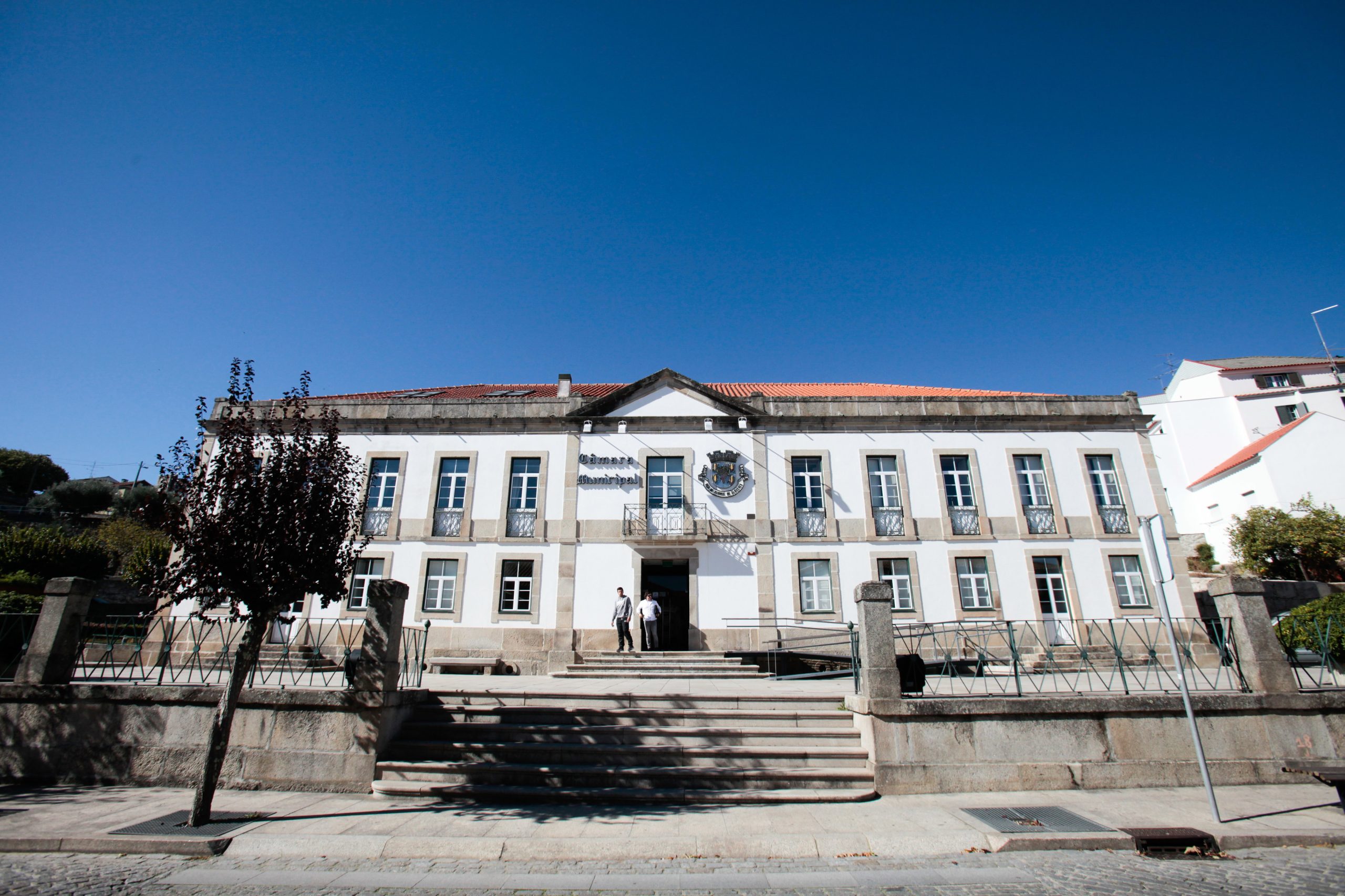 Vinte municípios ultrapassaram limites de endividamento em 2021