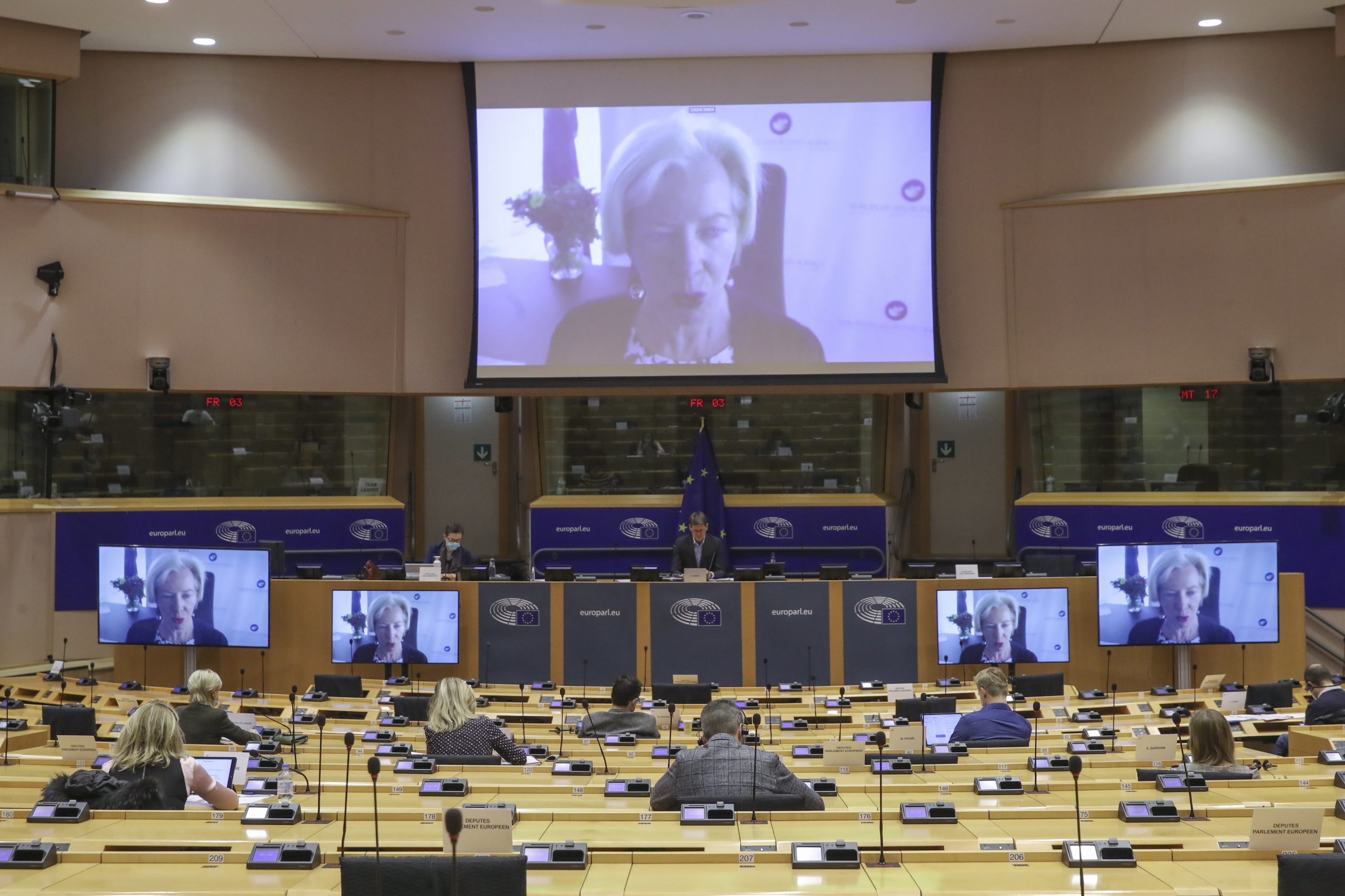 Agência Europeia do Medicamento abre a porta a novos processos de aquisição conjunta de antibióticos
