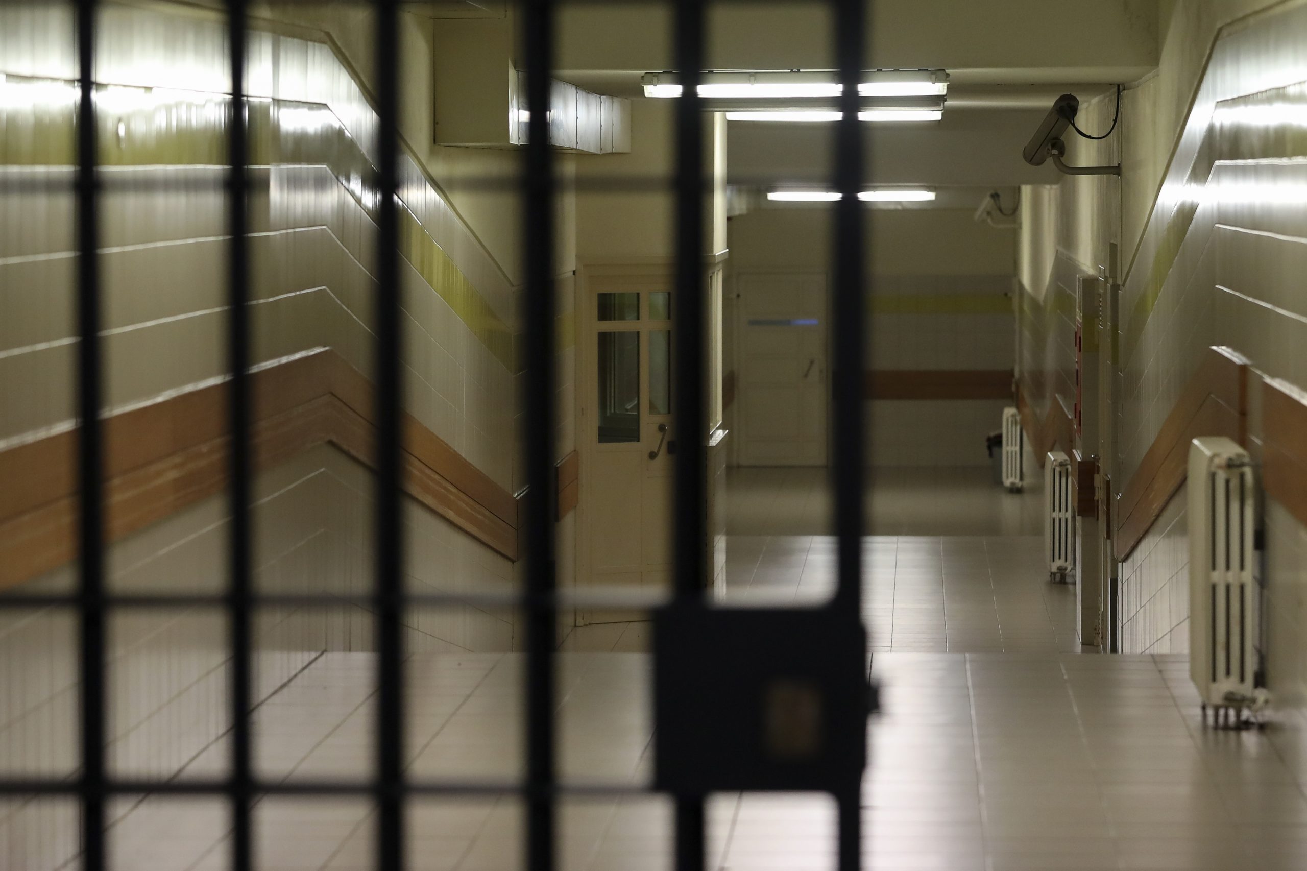 Guarda prisional agredida na cadeia de Tires