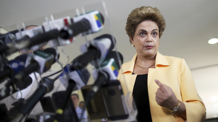 Deputado recomenda processo de impeachment de Dilma