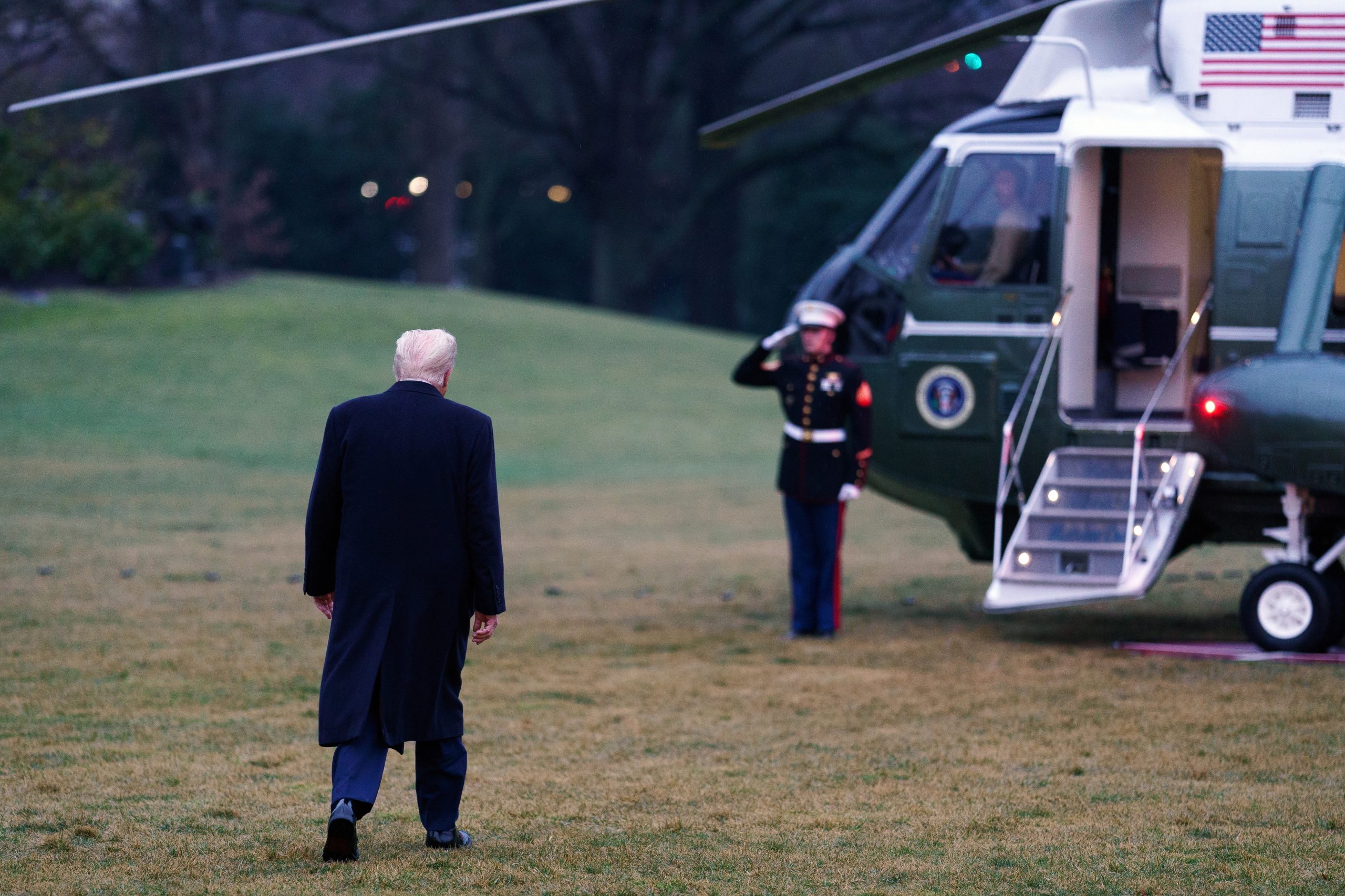Começou uma guerra comercial. Trump deu o tiro de partida, China, México e Canadá já responderam