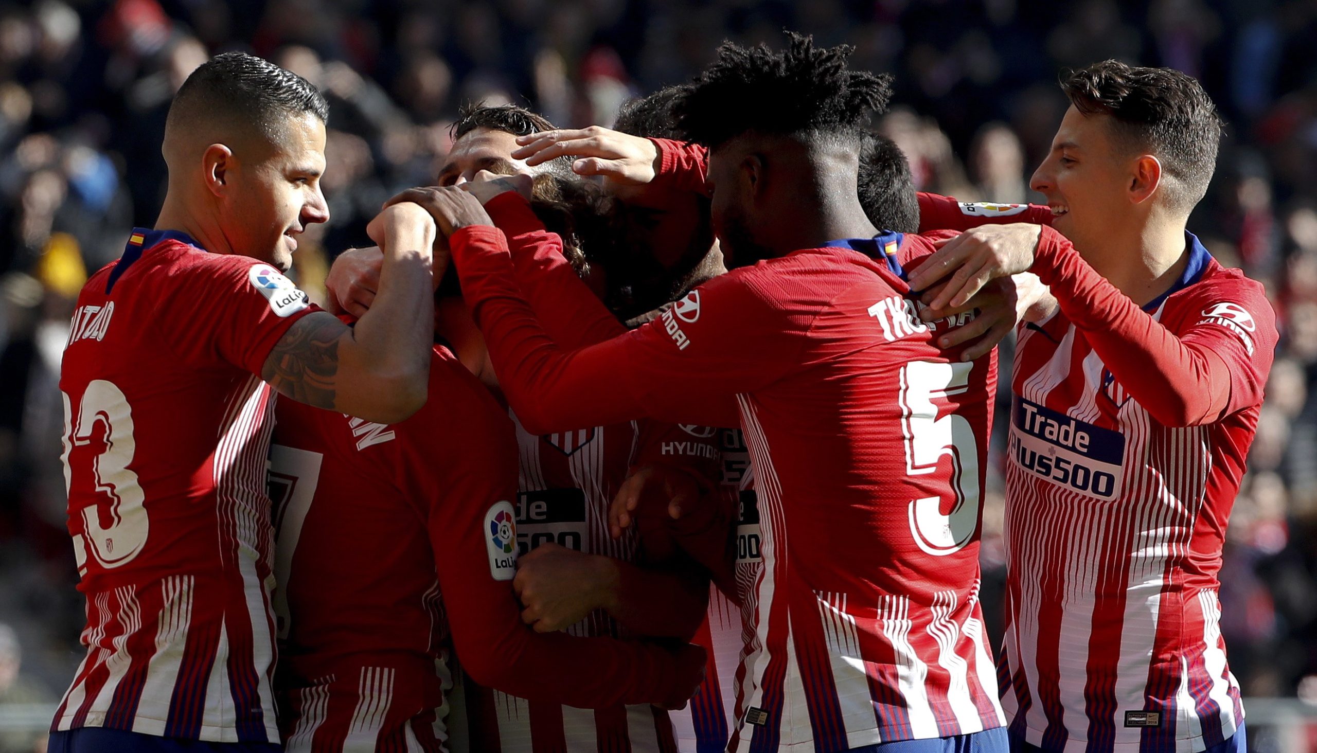 Griezmann mantém Atlético de Madrid na perseguição ao FC Barcelona