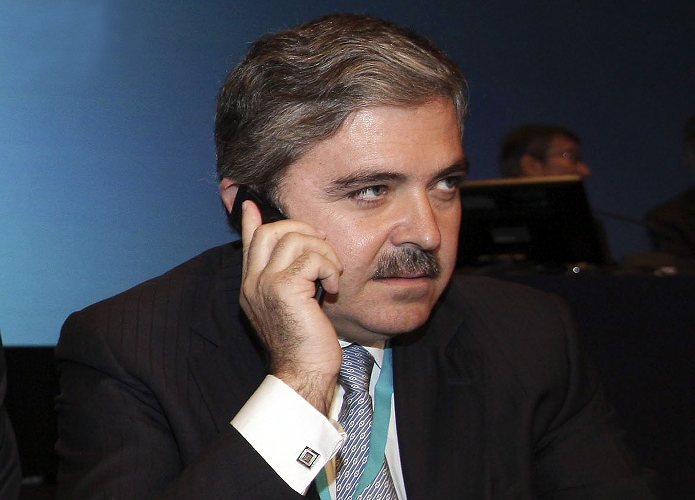 Ex-administrador do BES quer que BdP e KPMG indemnizem Estado em 4,3 mil milhões de euros