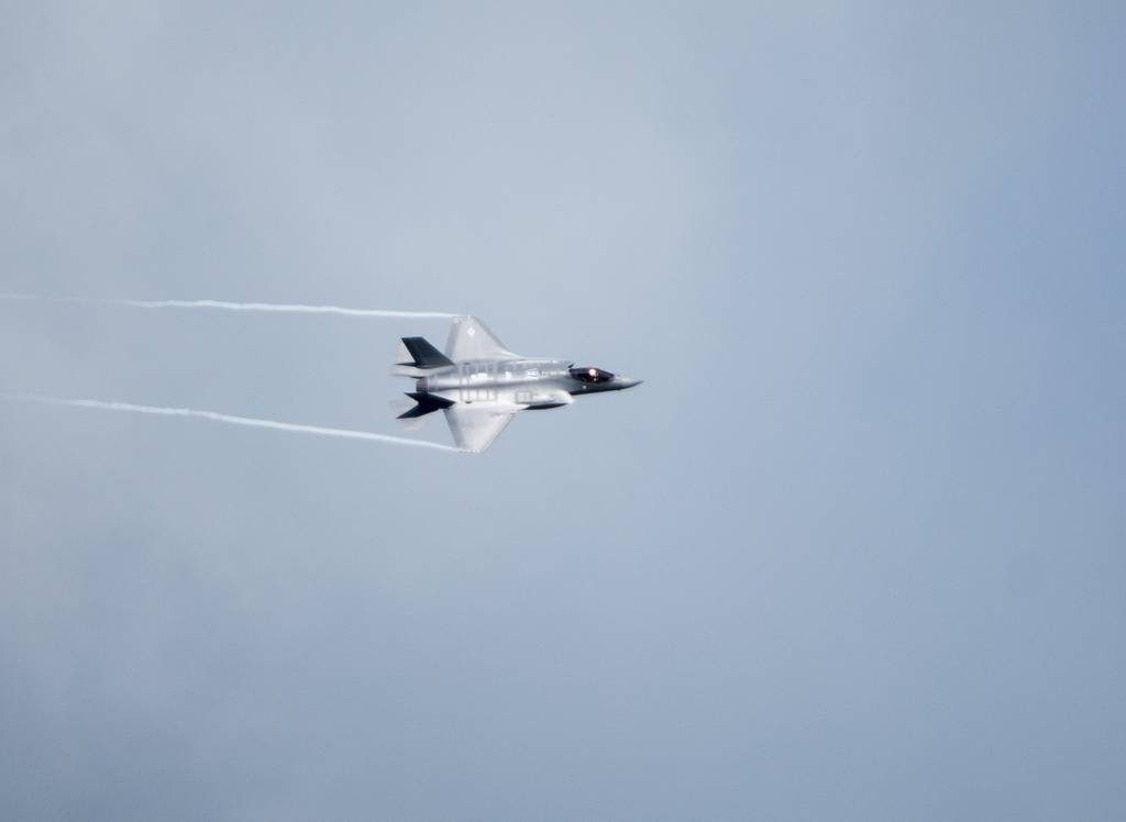 Finlândia e Suécia intercetaram aviões militares russos na região do Báltico