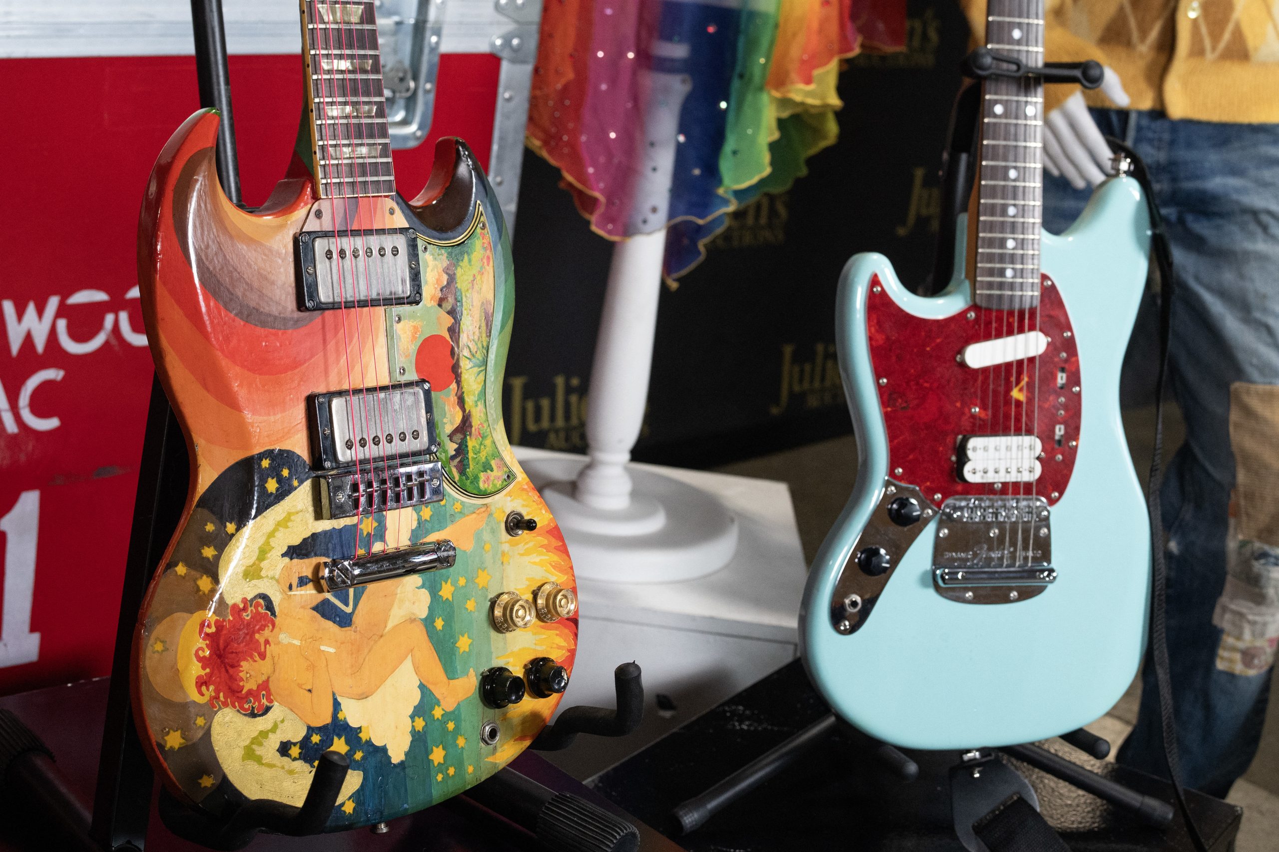 Guitarras de Eric Clapton e Kurt Cobain vão a leilão nos EUA