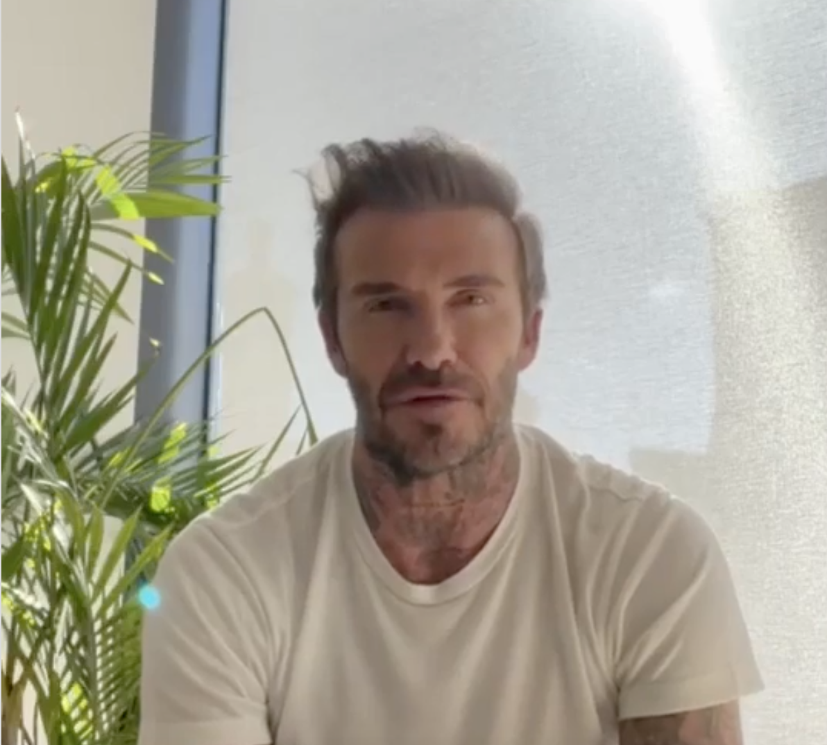 David Beckham cede a conta de Instagram a médica ucraniana