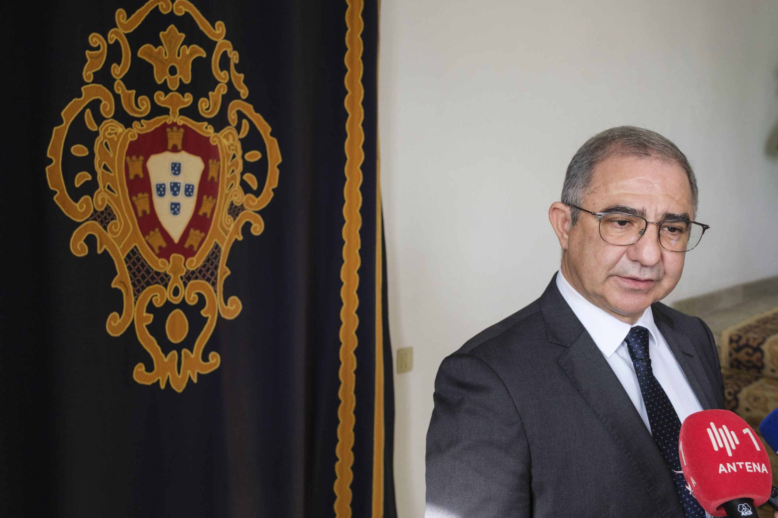 Bolieiro quer Governo AD de “concretizações” dos dossiês pendentes com os Açores