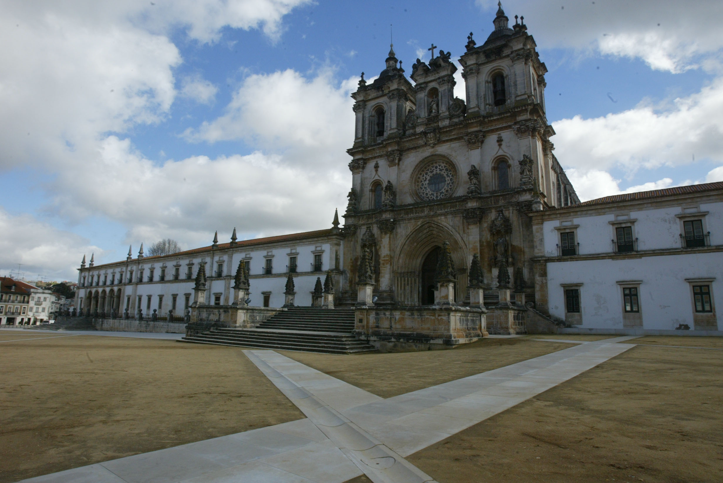 Mosteiro de Alcobaça vai ter obras de um milhão de euros