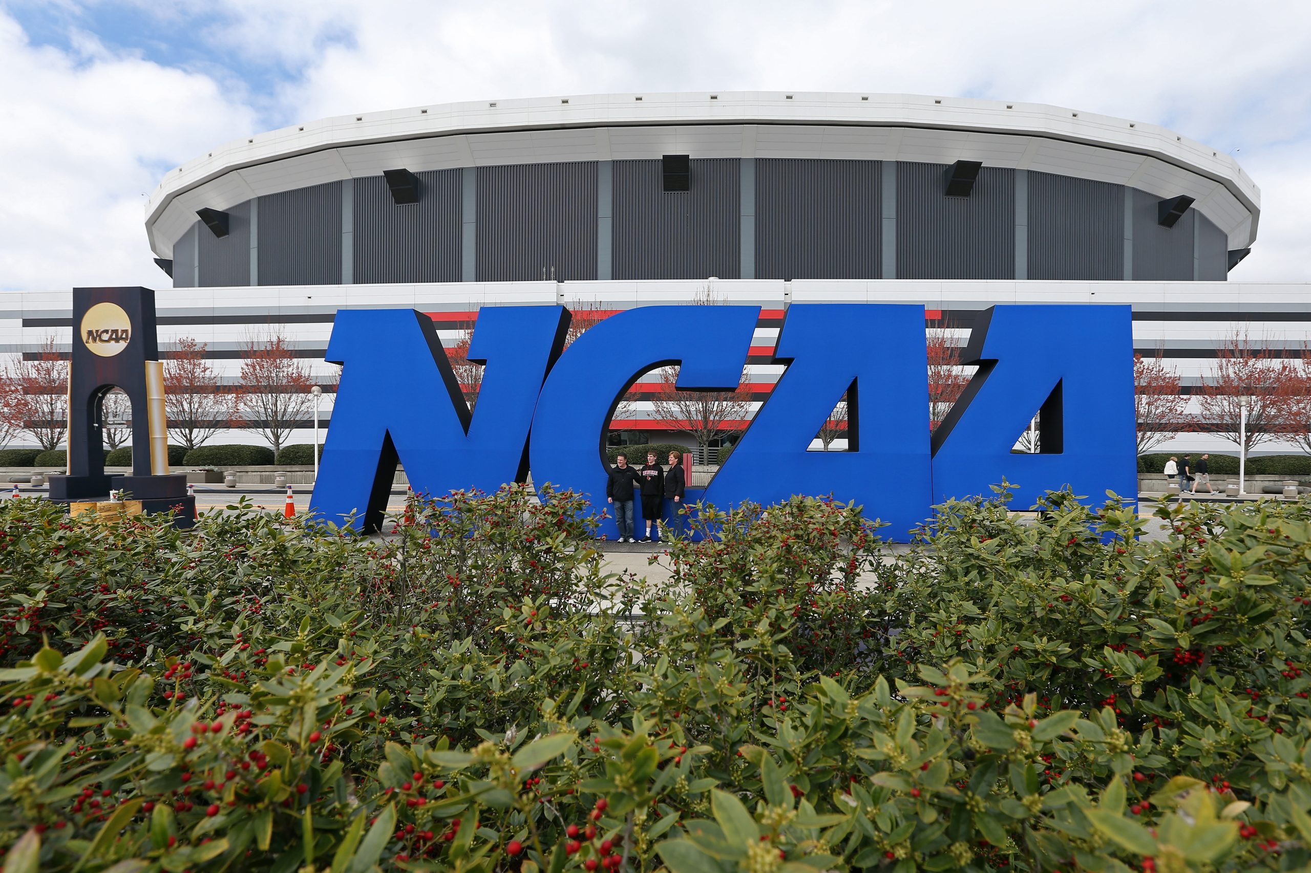 NCAA vota a favor da remuneração dos atletas universitários amadores