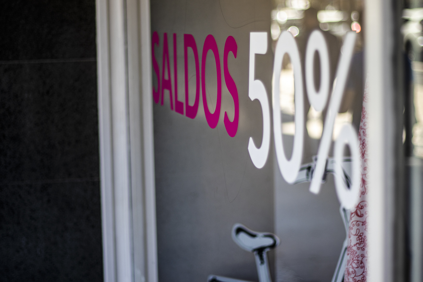 Covid-19: Moody’s considera “improvável” que o retalho não alimentar recupere a qualidade de crédito