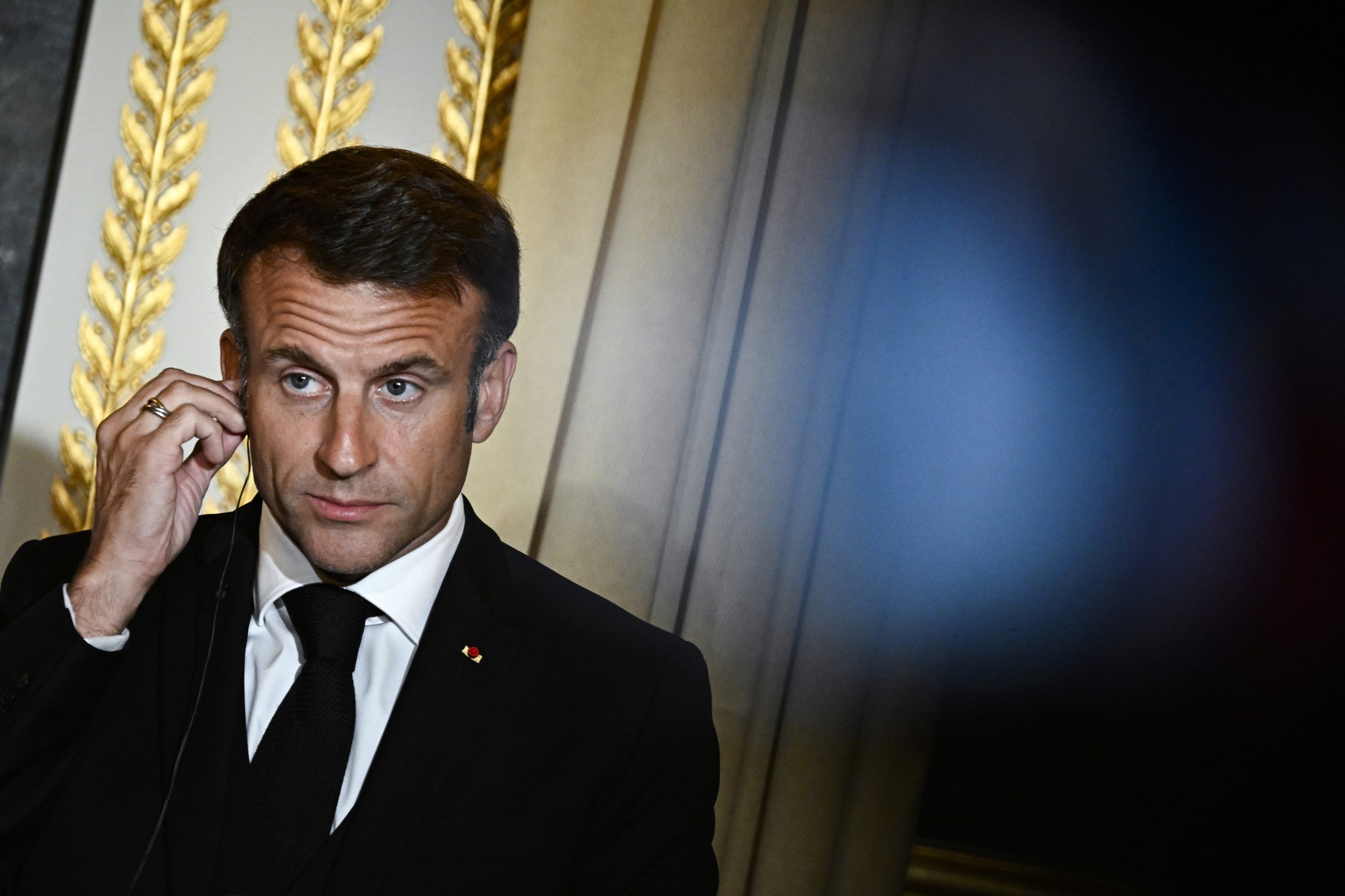 Macron propõe coligação internacional para combater Hamas