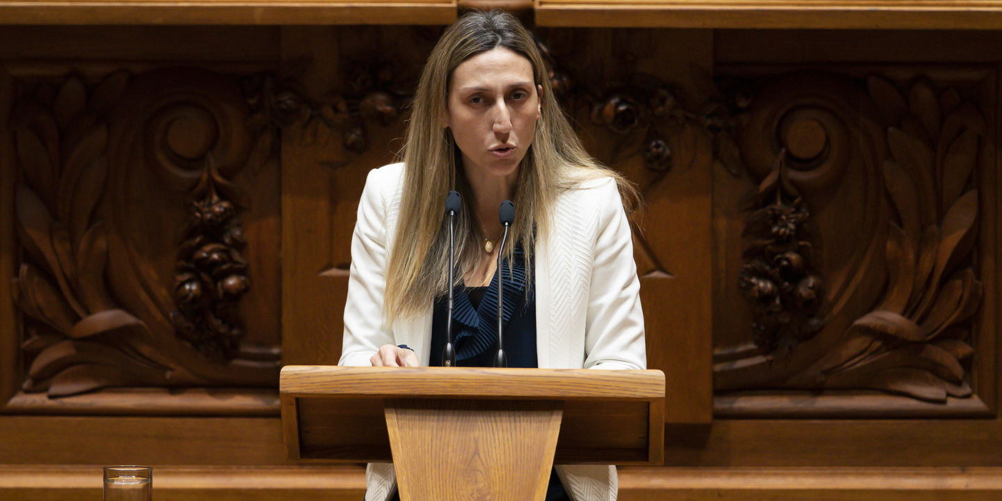 OE2021: Deputada não inscrita Cristina Rodrigues vai abster-se