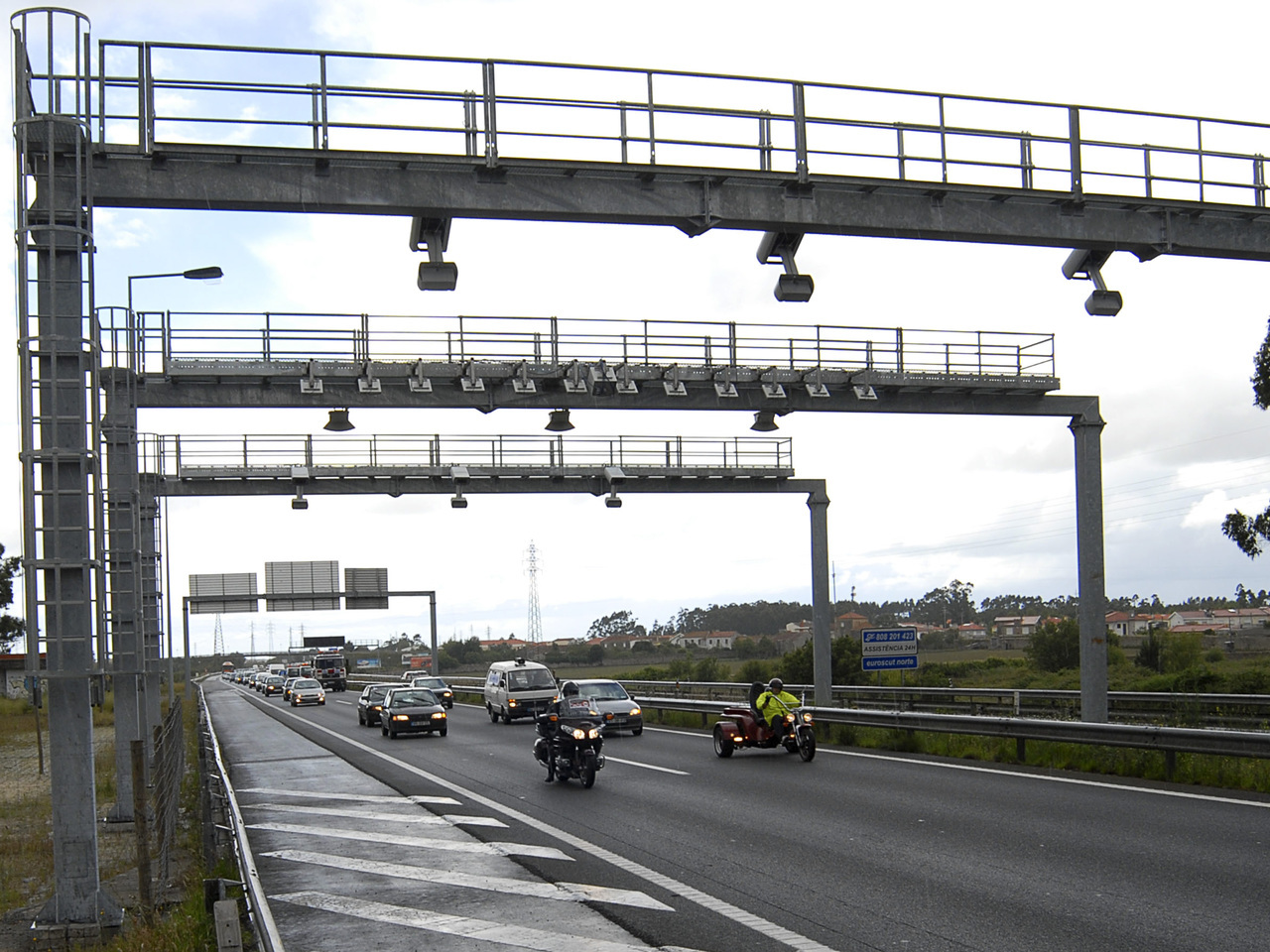 Pedro Nuno Santos promete eliminar todas as portagens nas antigas SCUT do interior e Algarve