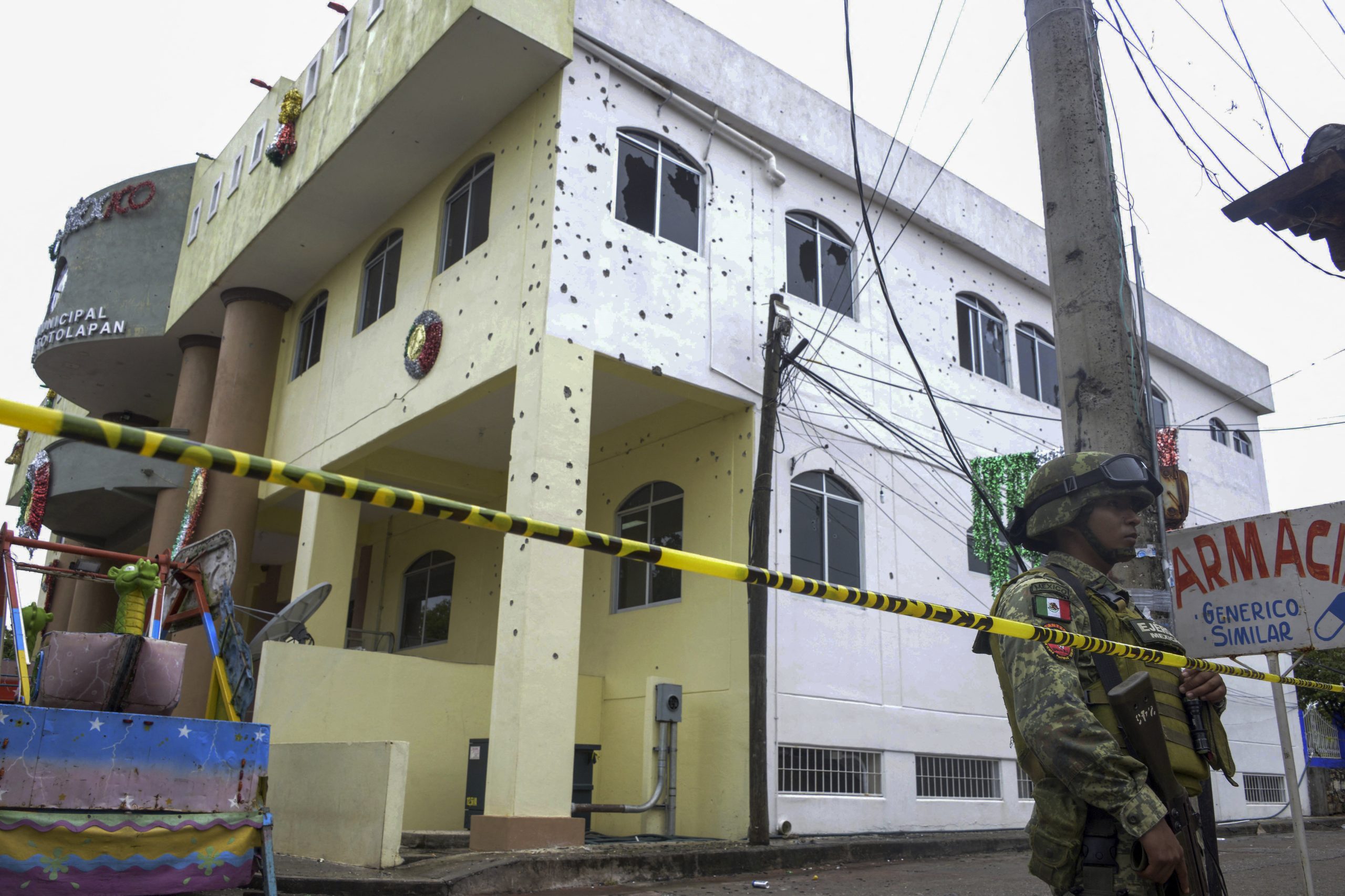 Massacre no sul do México deixa 20 mortos, incluindo autarca de uma comunidade