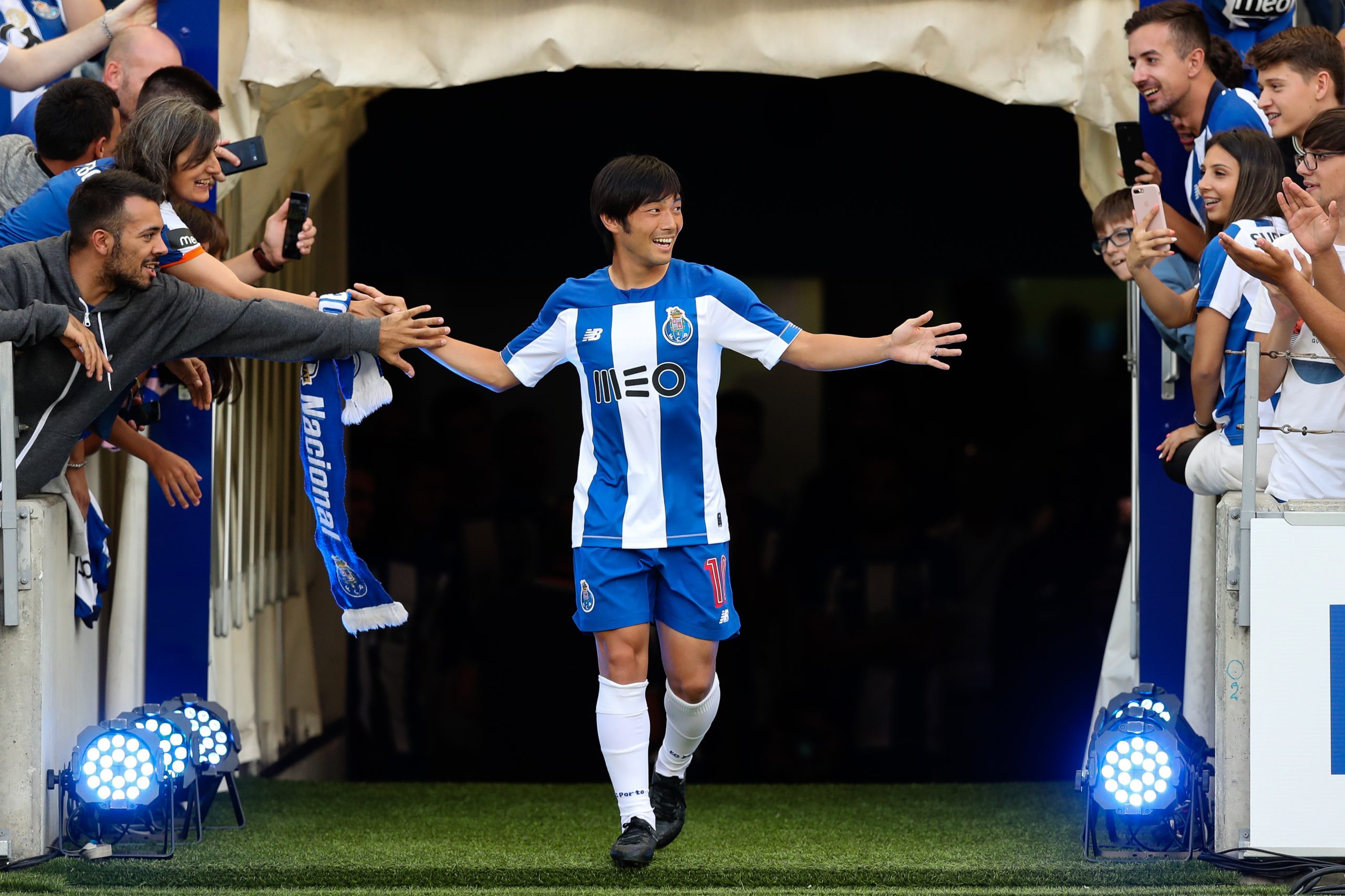 Nakajima regressa aos treinos do FC Porto