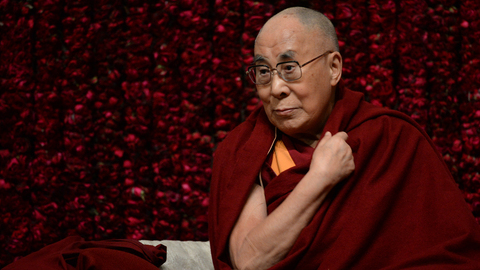 Aos 90, Dalai Lama diz que espera viver mais 30 ou 40 anos