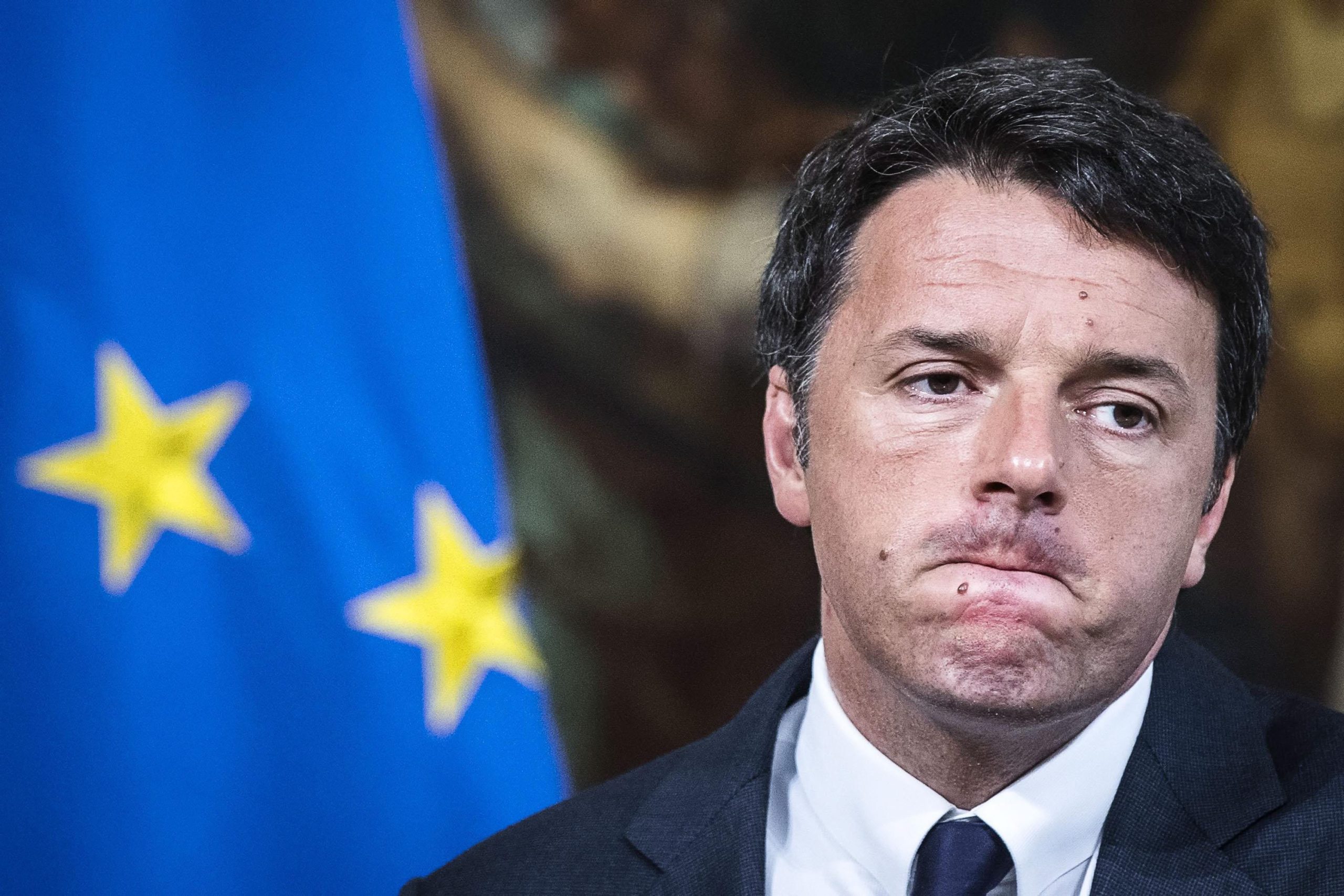 Itália: “Não” vence referendo em Itália. Renzi demite-se