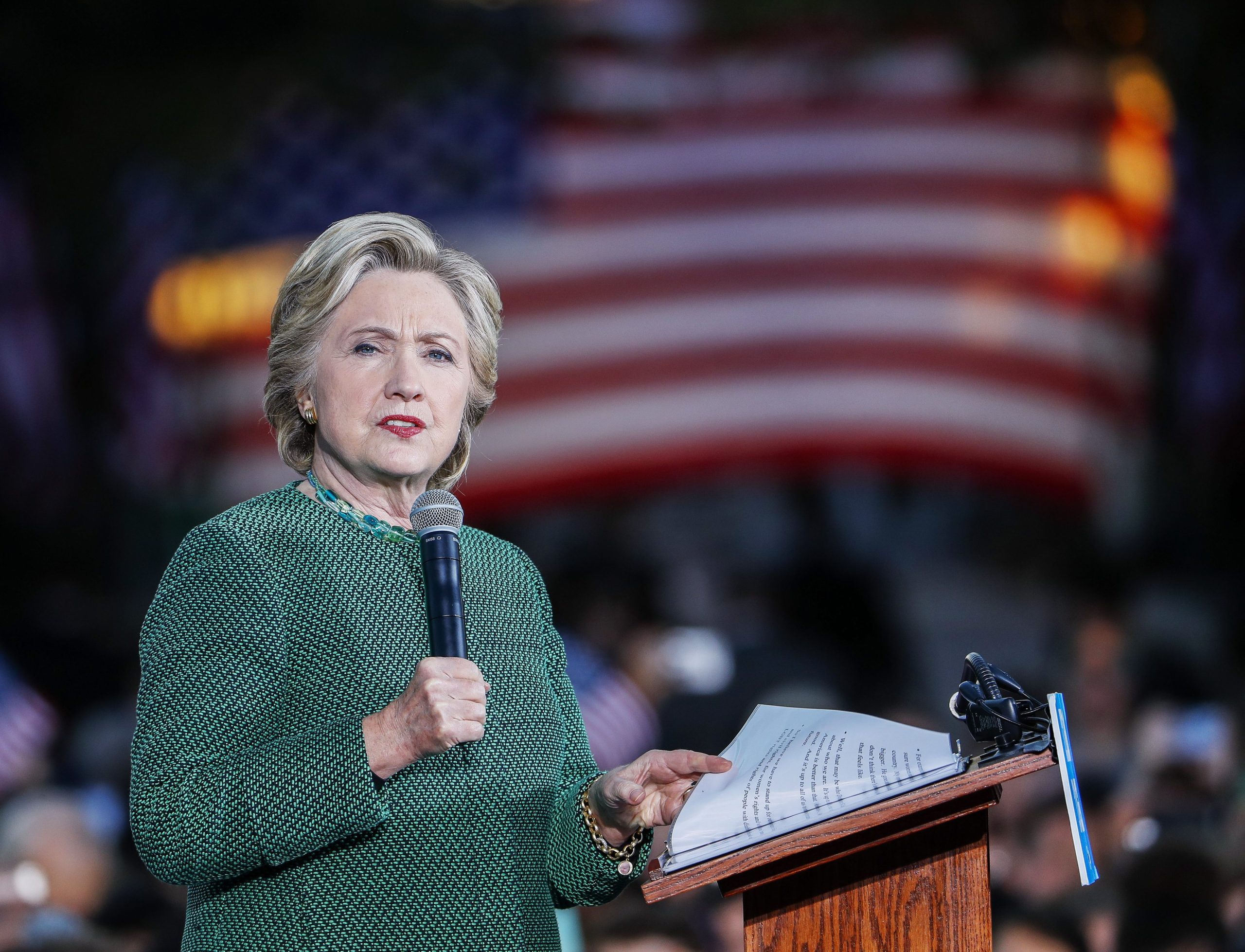 Hillary Clinton culpa FBI pela sua derrota nas eleições