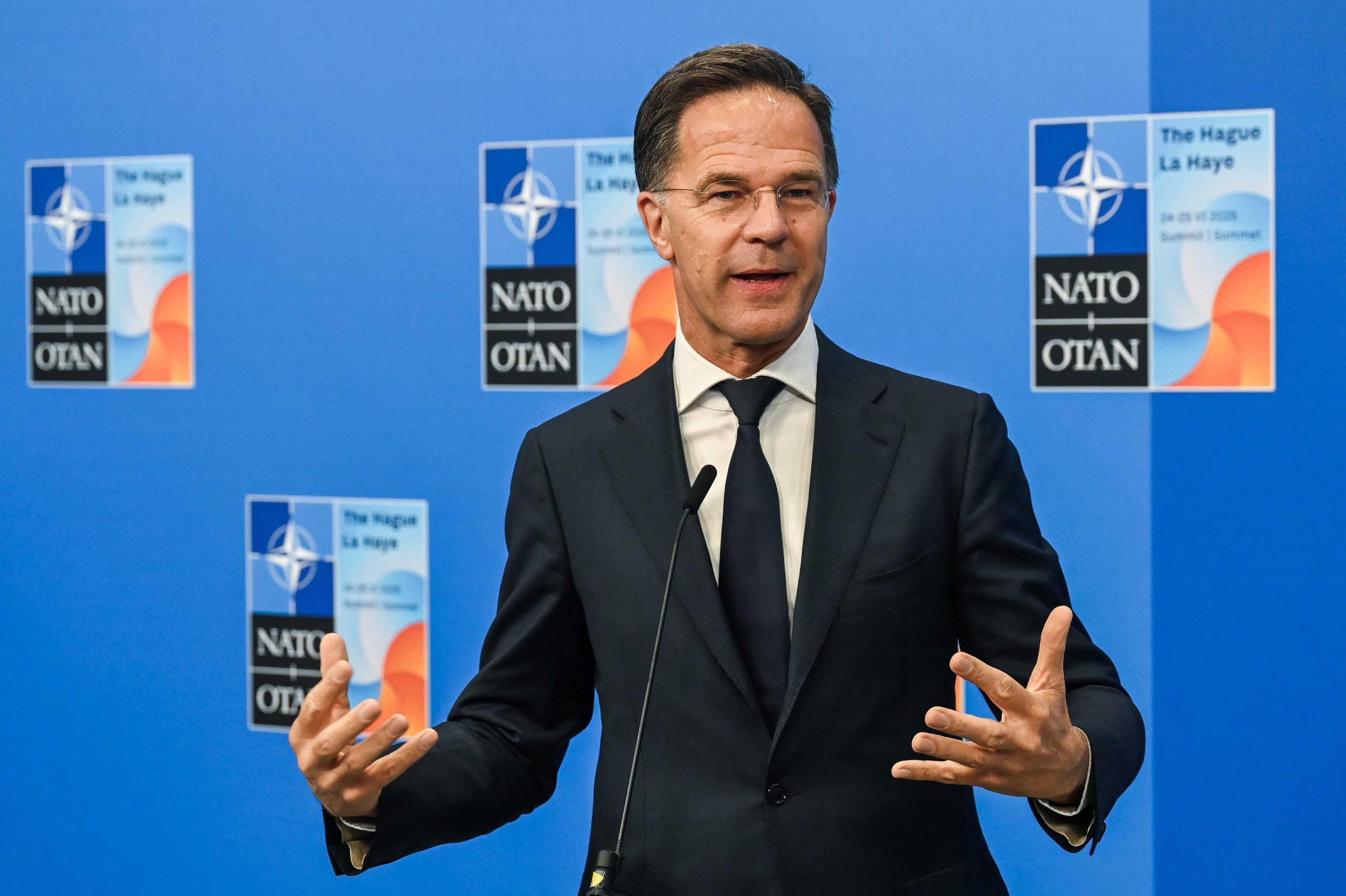 NATO saúda acordo e oferece-se para garantir abertura do estreito de Ormuz