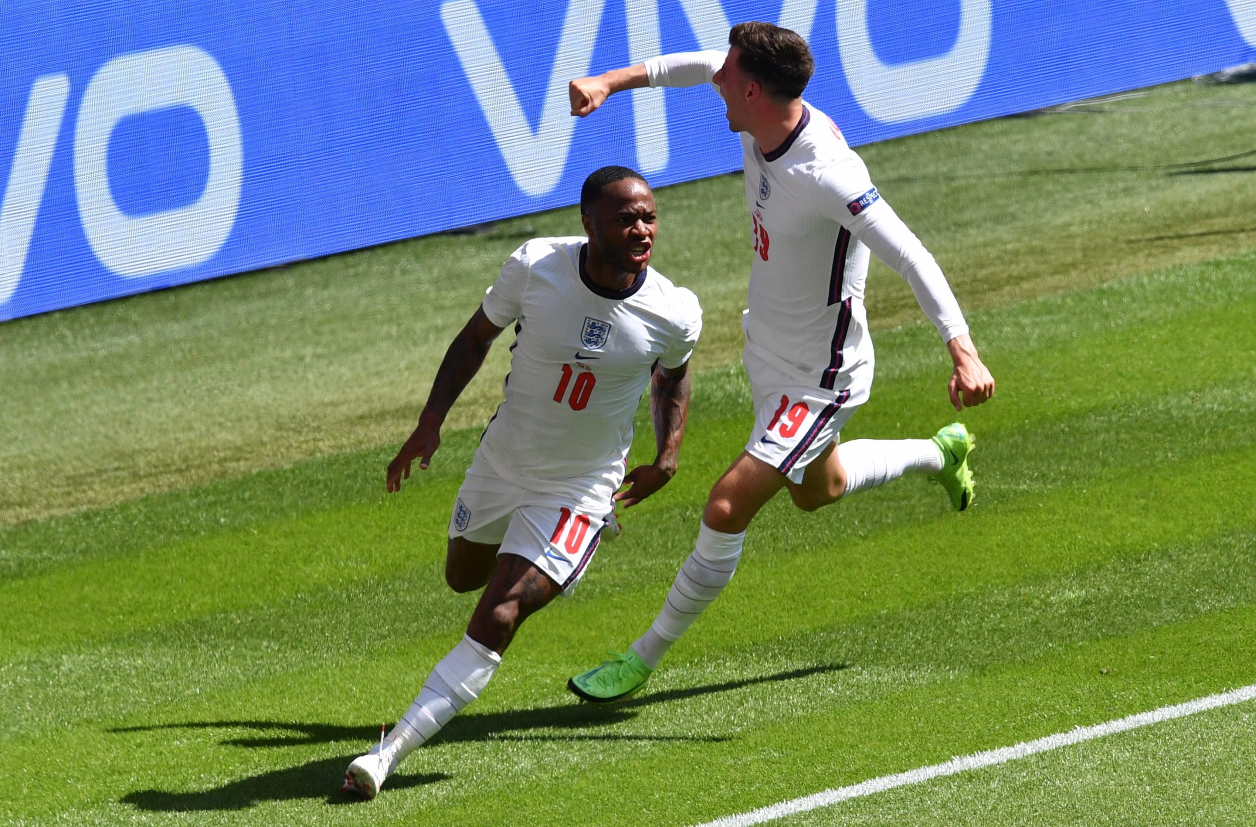 Euro2020: Inglaterra vence Croácia com golo de Sterling