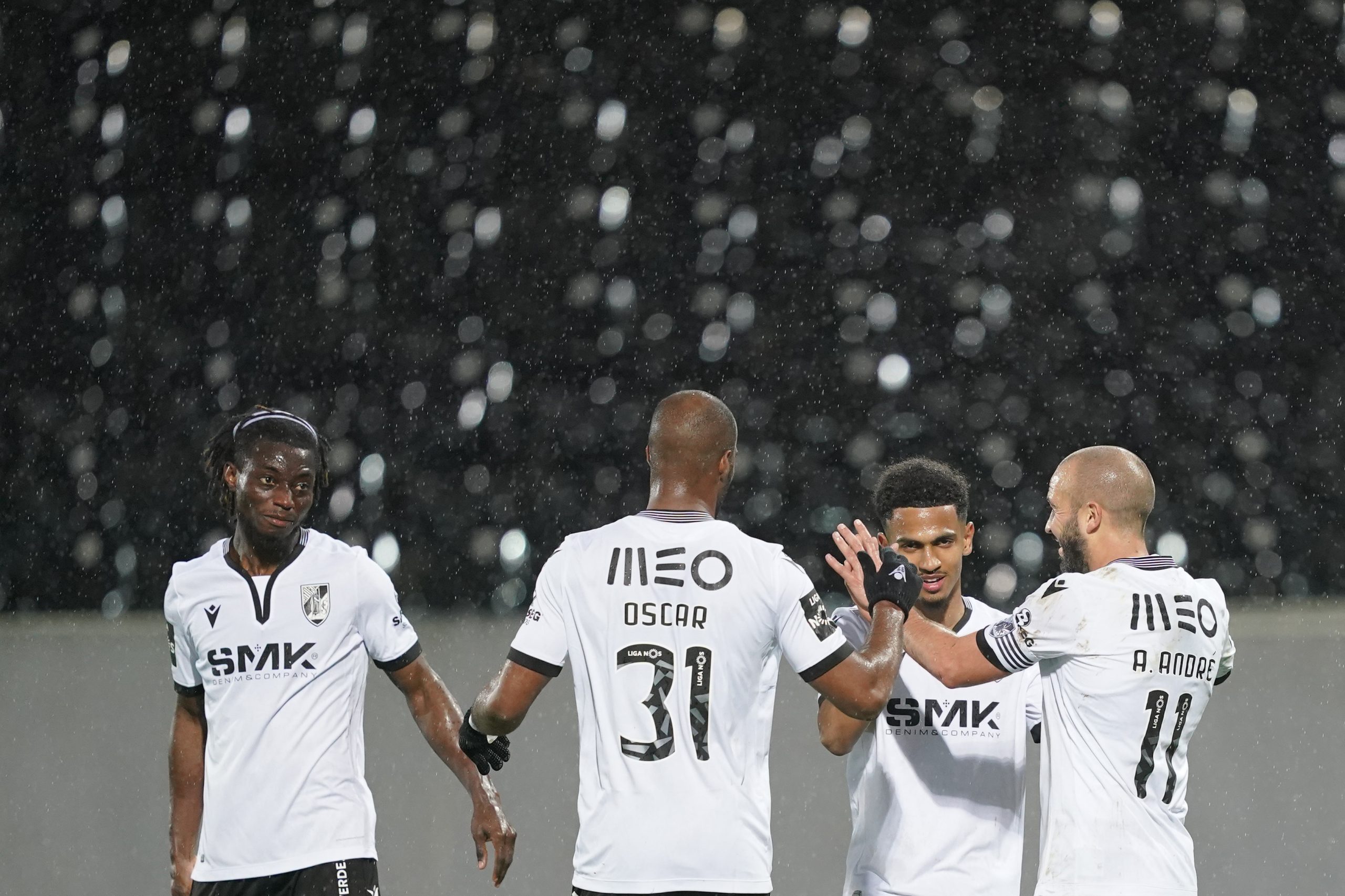 Quaresma embala Vitória SC na vitória diante do Nacional