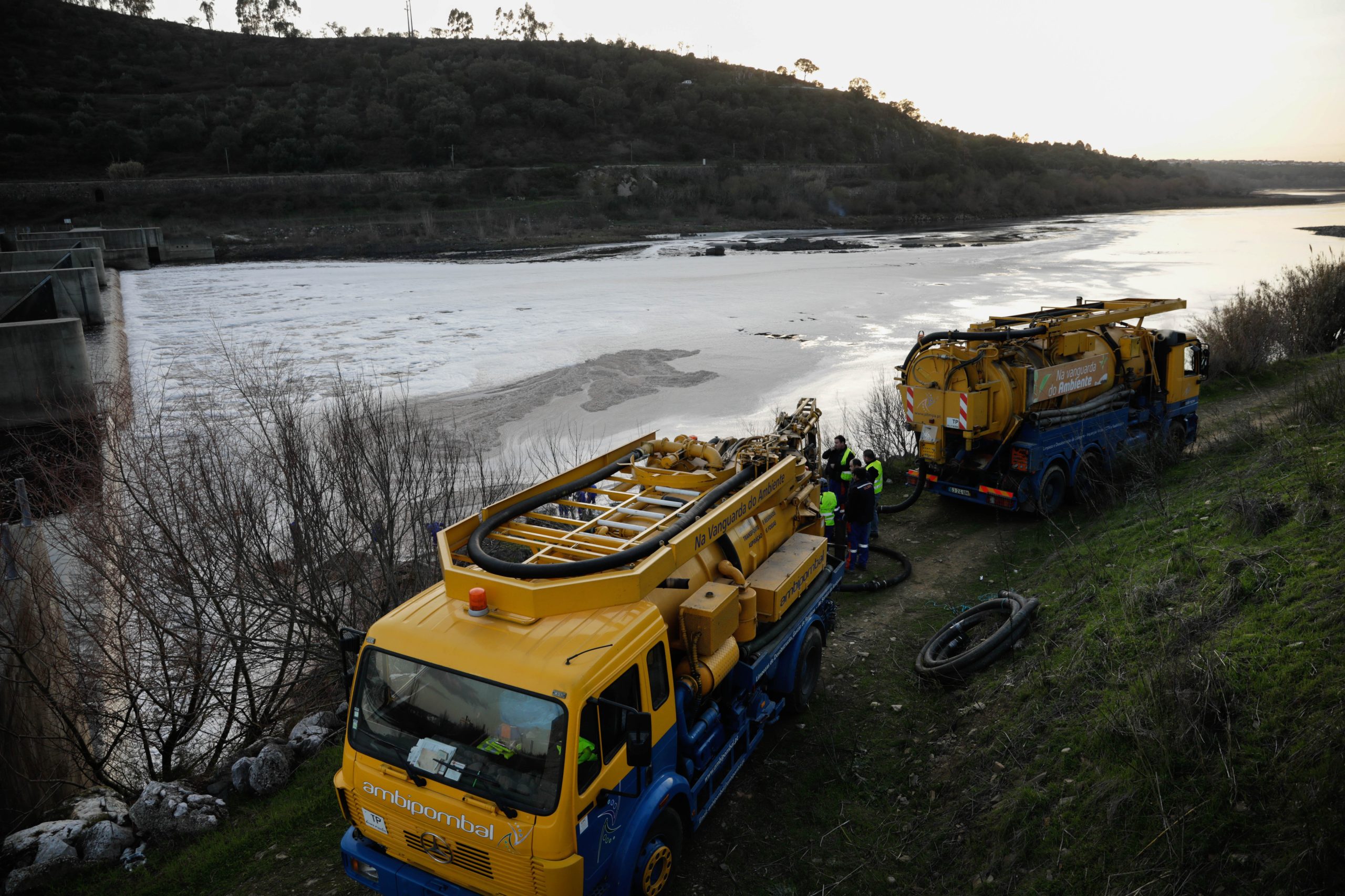 Governo diz que rio Tejo está “a recuperar bem” de episódio de poluição