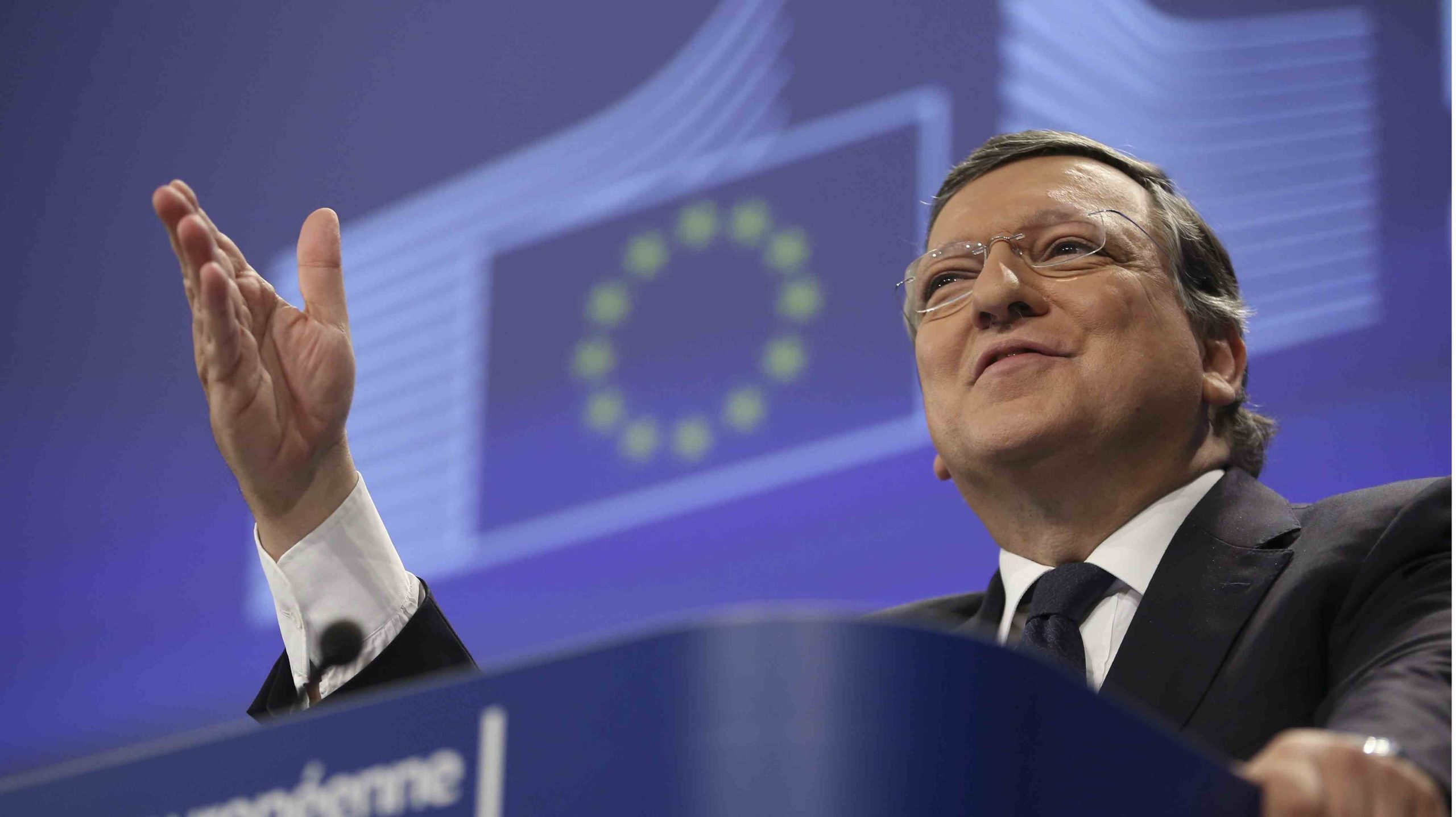 Comissão Europeia disponível para dar novos esclarecimentos a provedora sobre Barroso