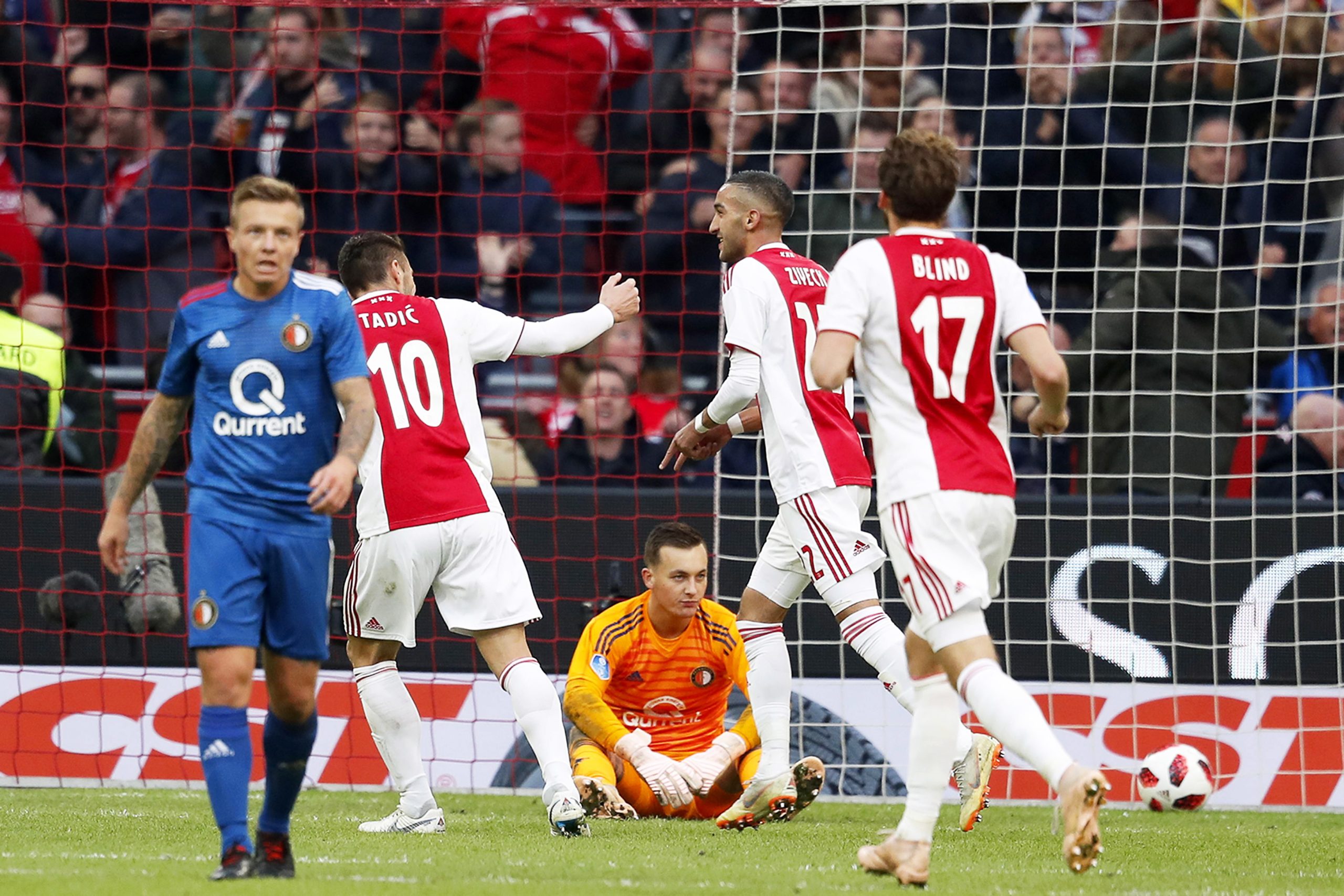 Ajax com vitória fácil diante do Feyenoord cinco dias depois de bater Benfica