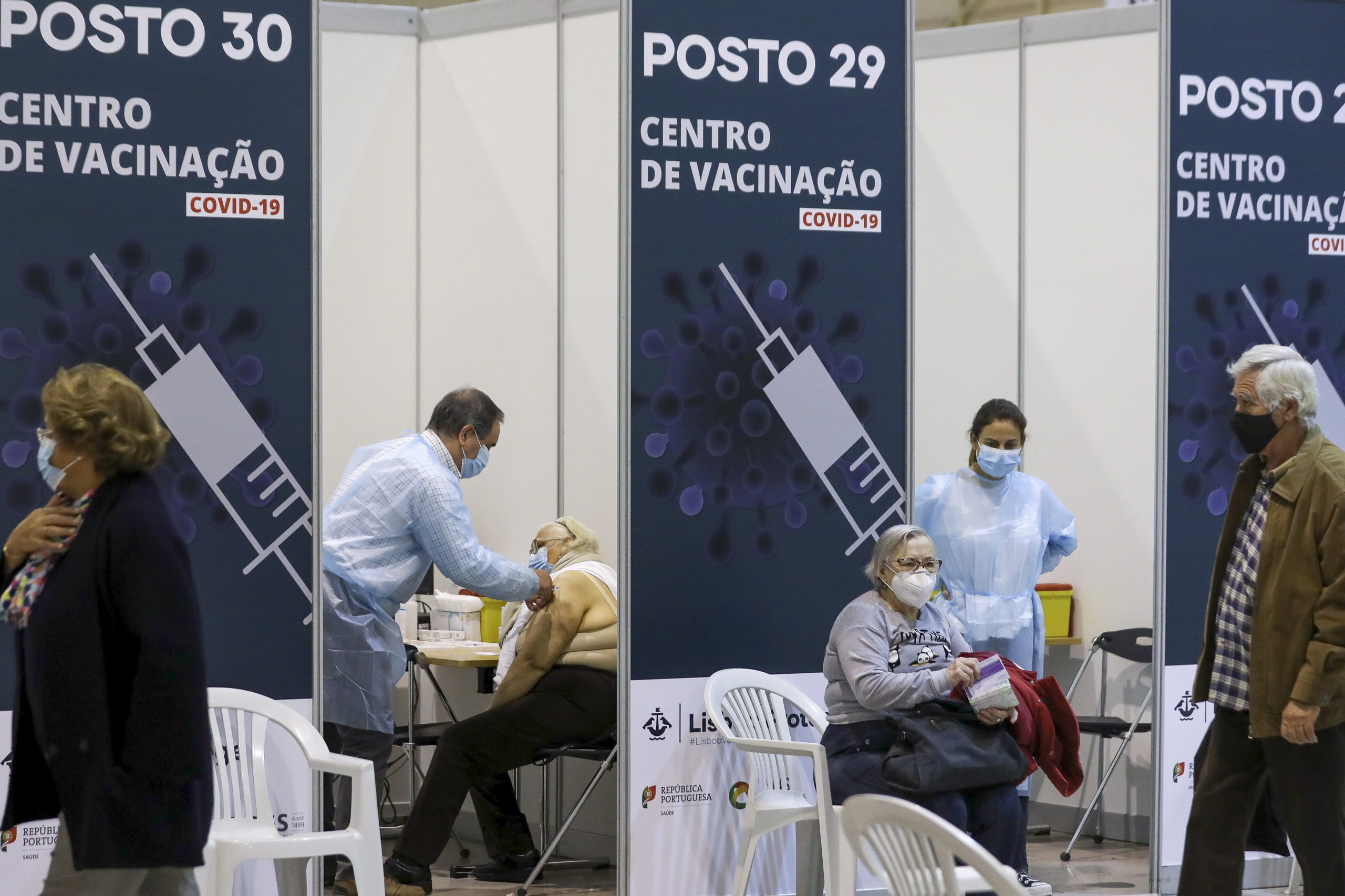 Valor mais alto da década: Em 2021, havia 733.495 funcionários públicos, mais 2% que no anoo anterior