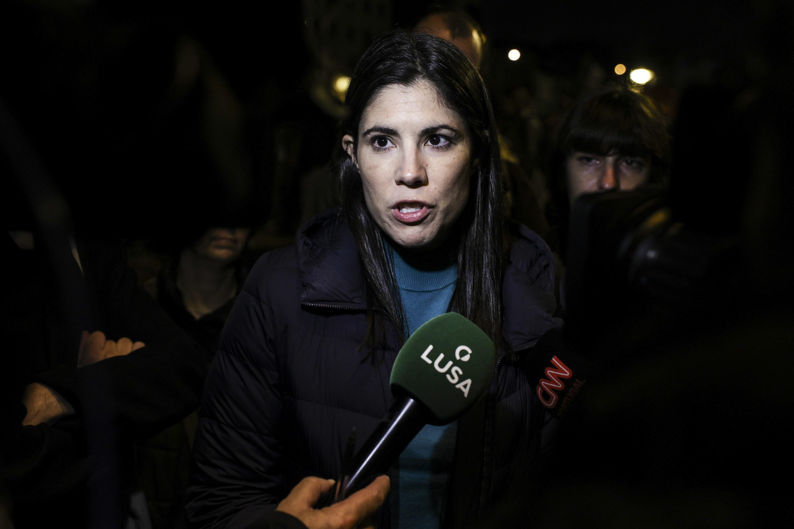 Bloco de Esquerda diz que maioria PS cai por causa de ” facilitadores” como Vítor Escária