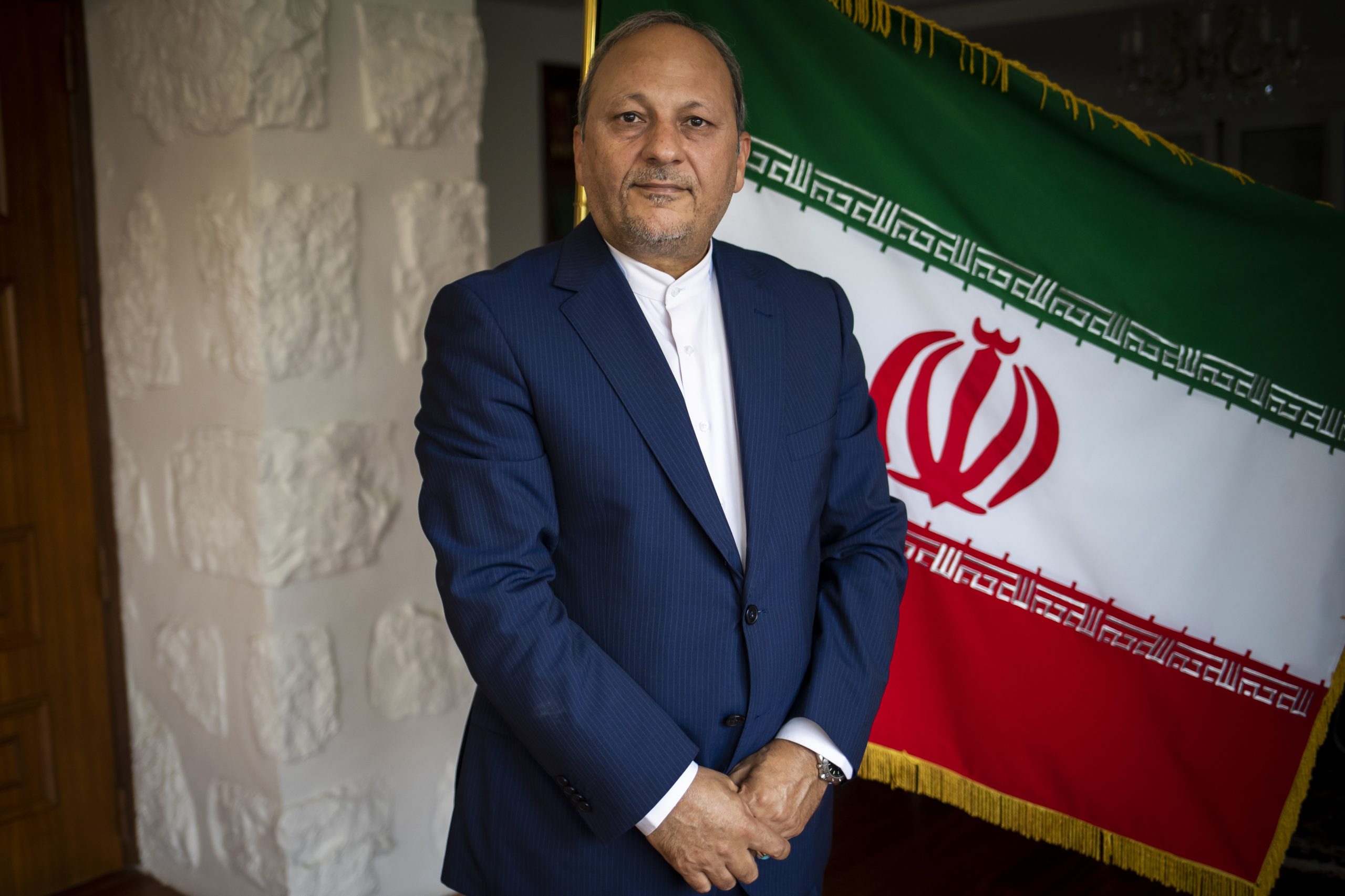 Irão: Portugal chama embaixador iraniano para condenar repressão de protestos e execuções