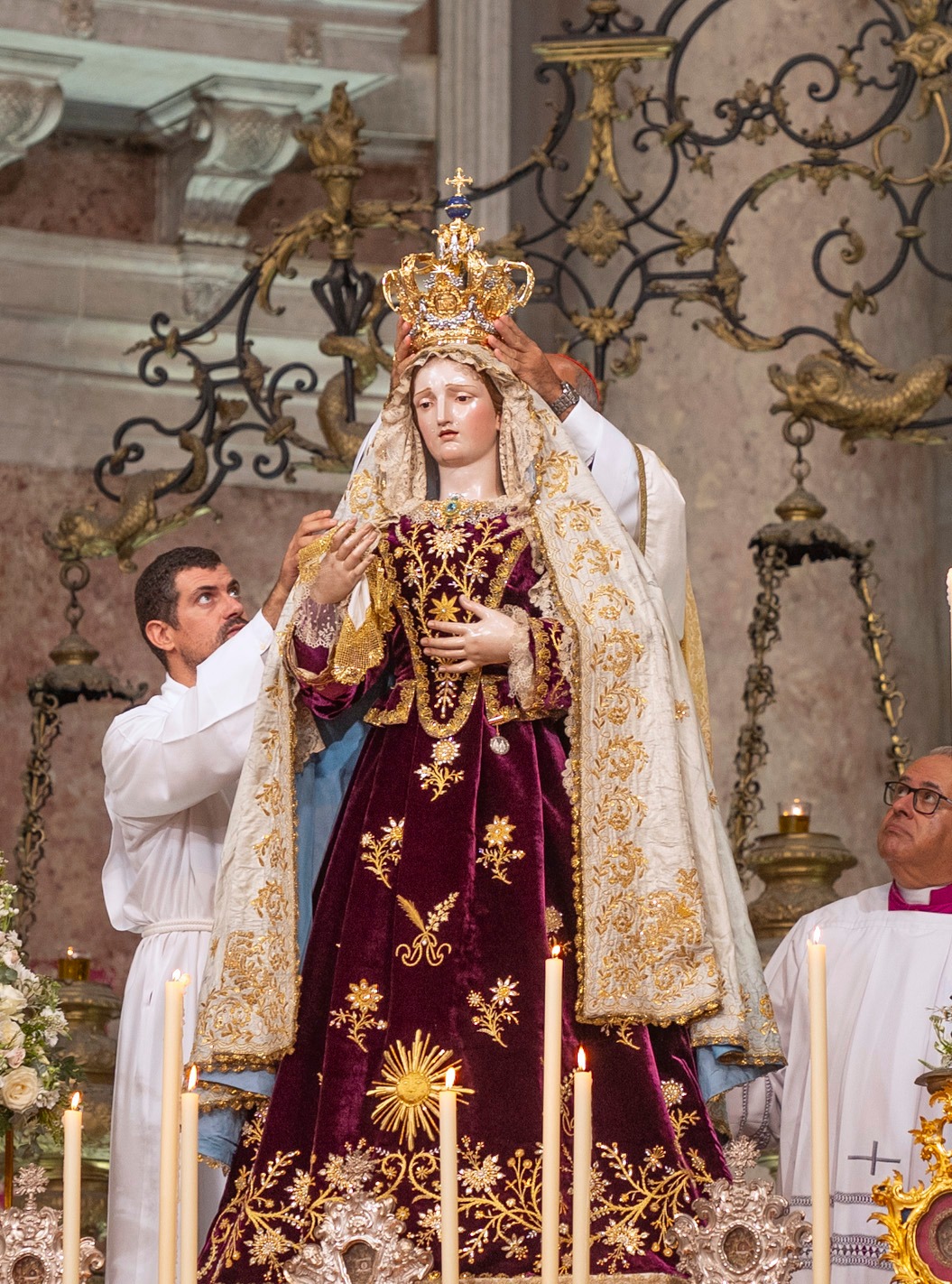 Esta é a terceira imagem em Portugal a ser coroada em nome e com a autoridade de um Papa