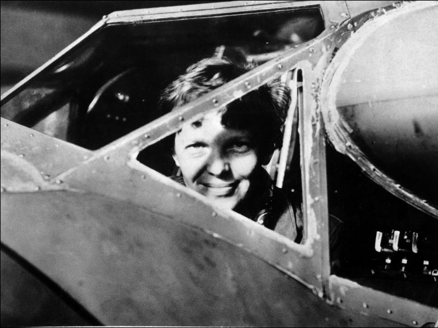 Oceanógrafo que encontrou Titanic procura aviadora Amelia Earhart