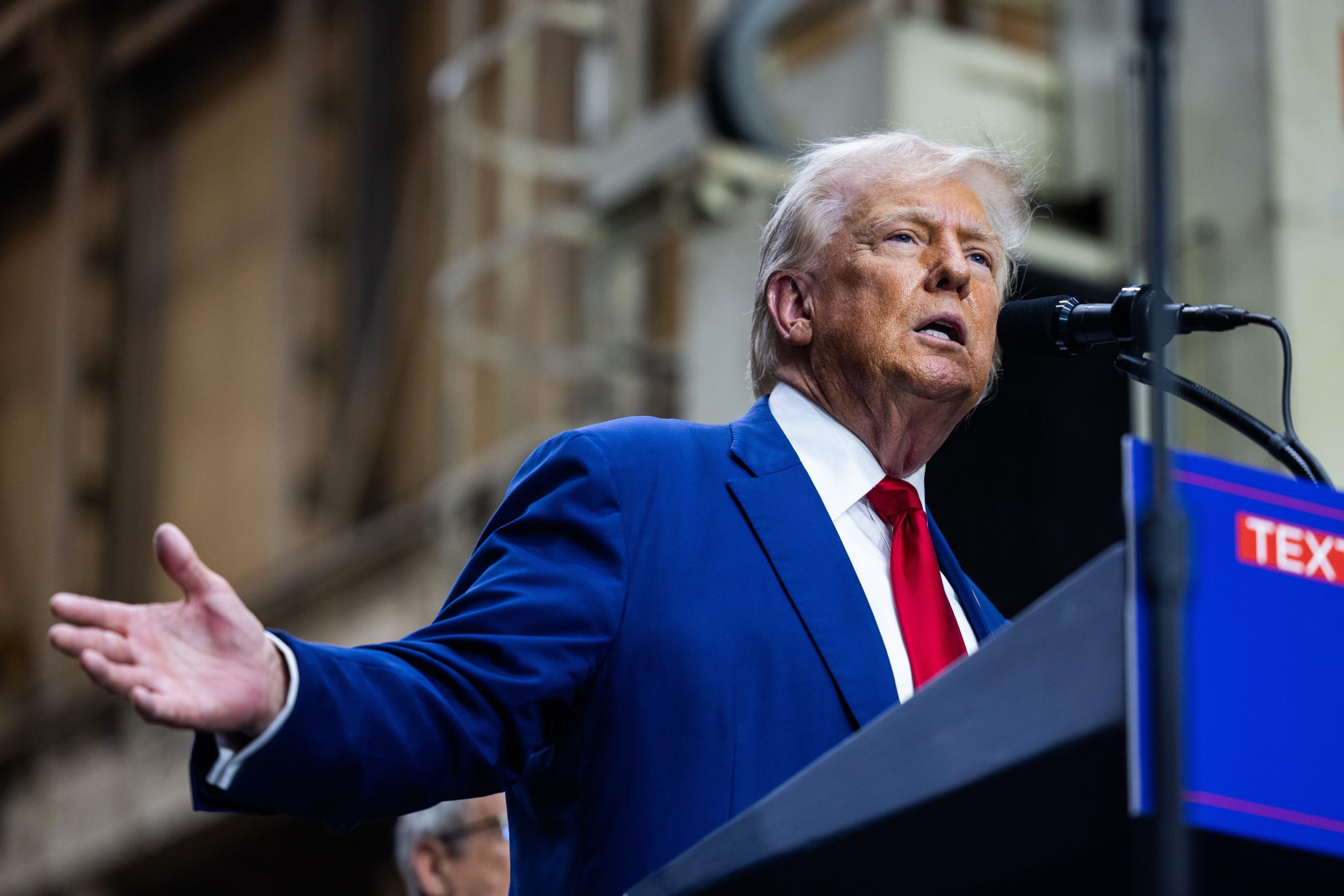 Ex-FBI considera Donald Trump um ativo russo e receia eventual segundo mandato do republicano