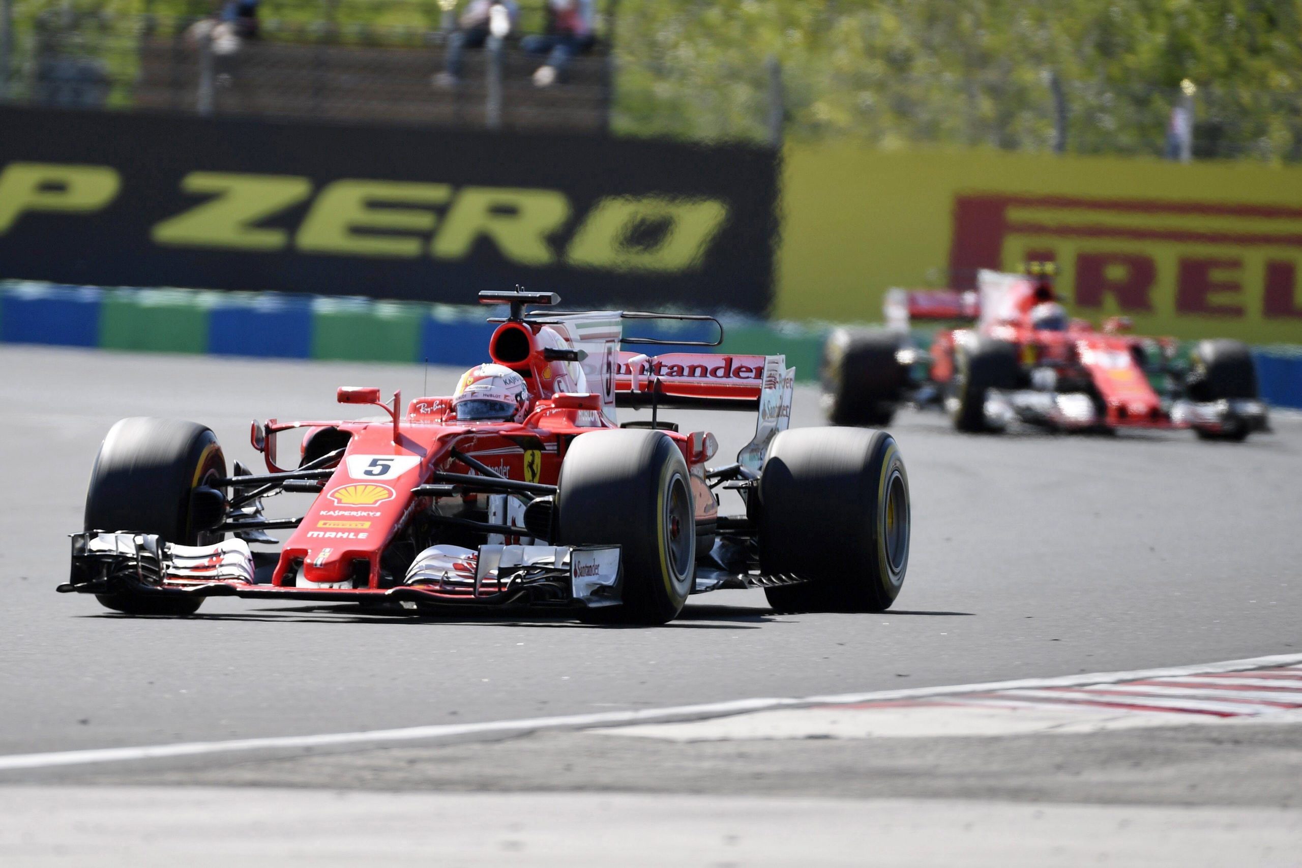 Sebastian Vettel vence Grande Prémio da Hungria e dilata vantagem para Hamilton