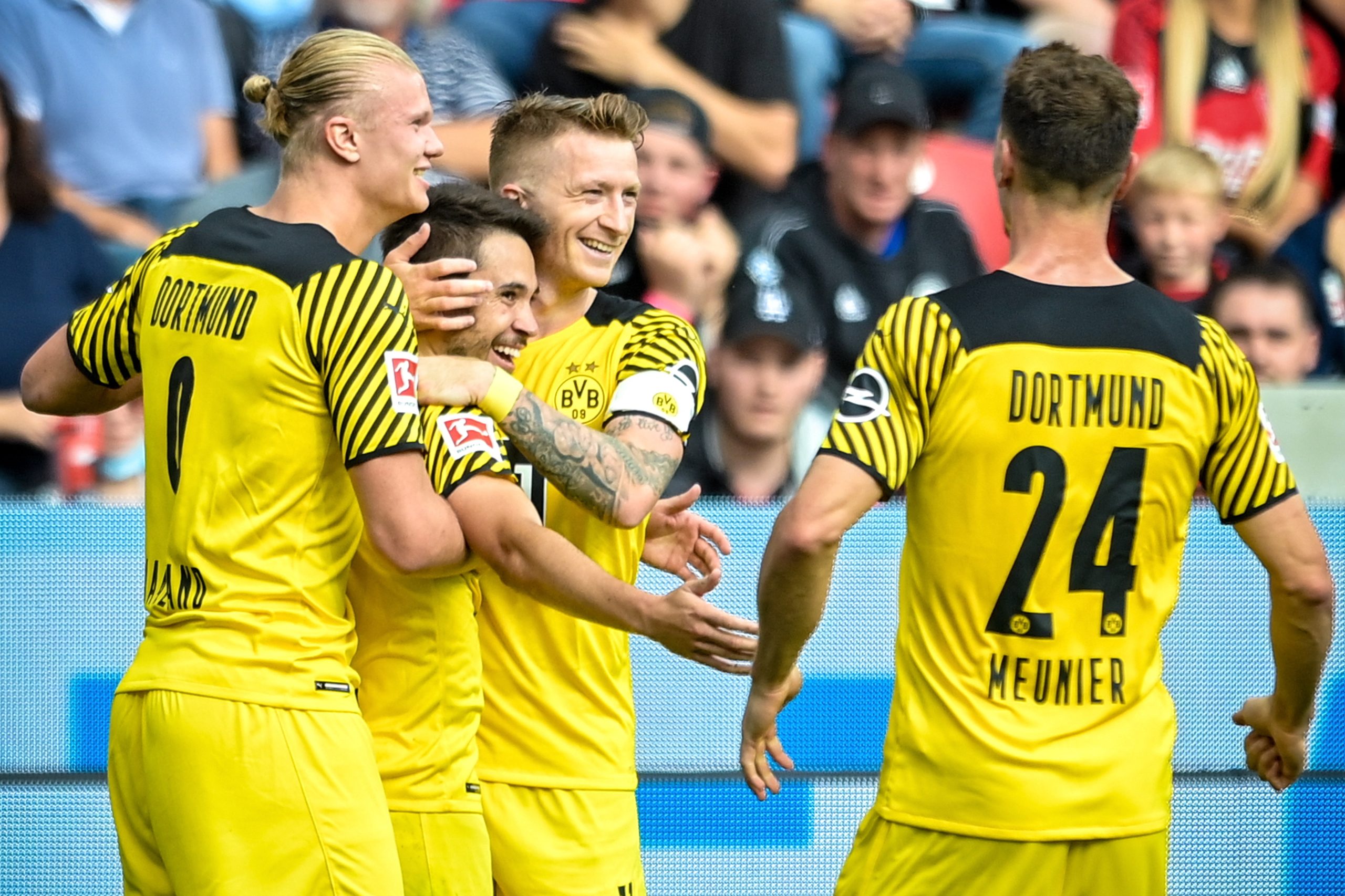 Borussia Dortmund vence 4-3 em Leverkusen com golo de Raphaël Guerreiro