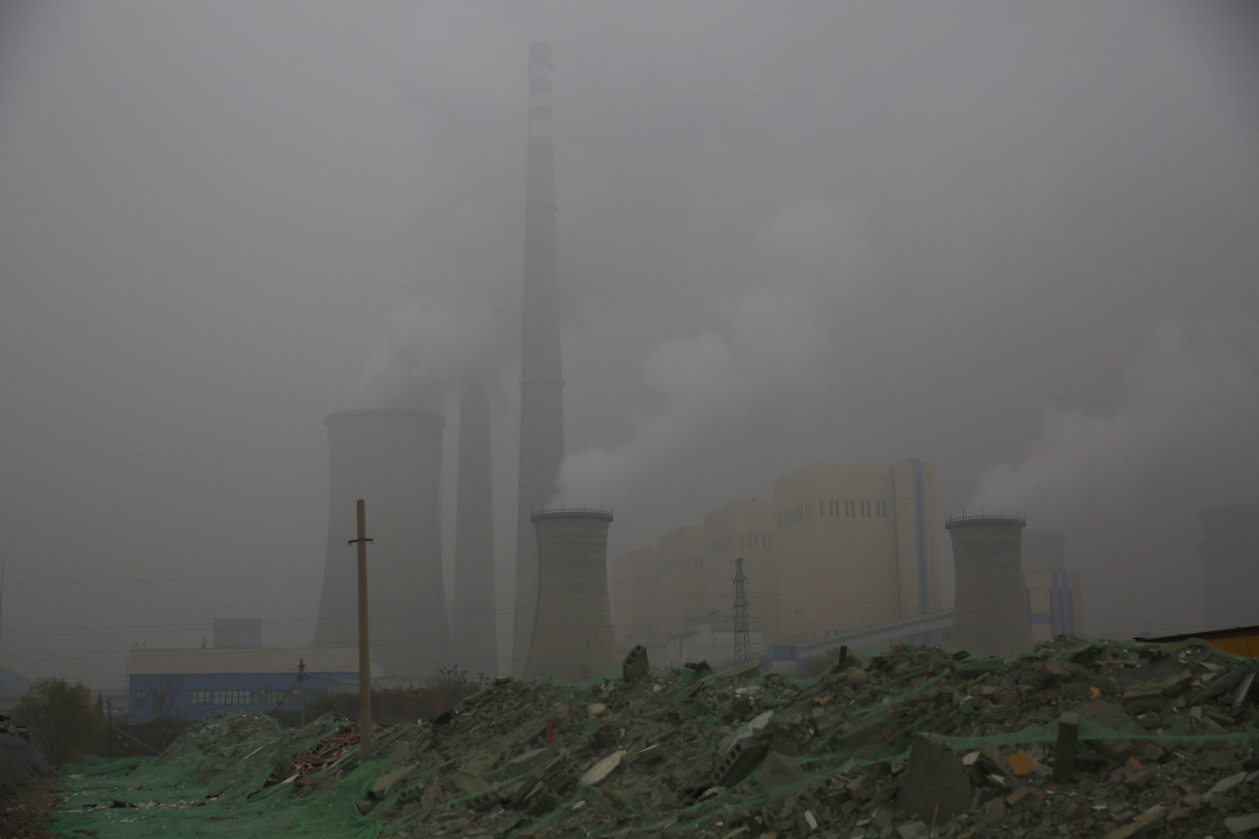 Covid-19: Confinamento fez cair emissões globais de dióxido de carbono em 17%