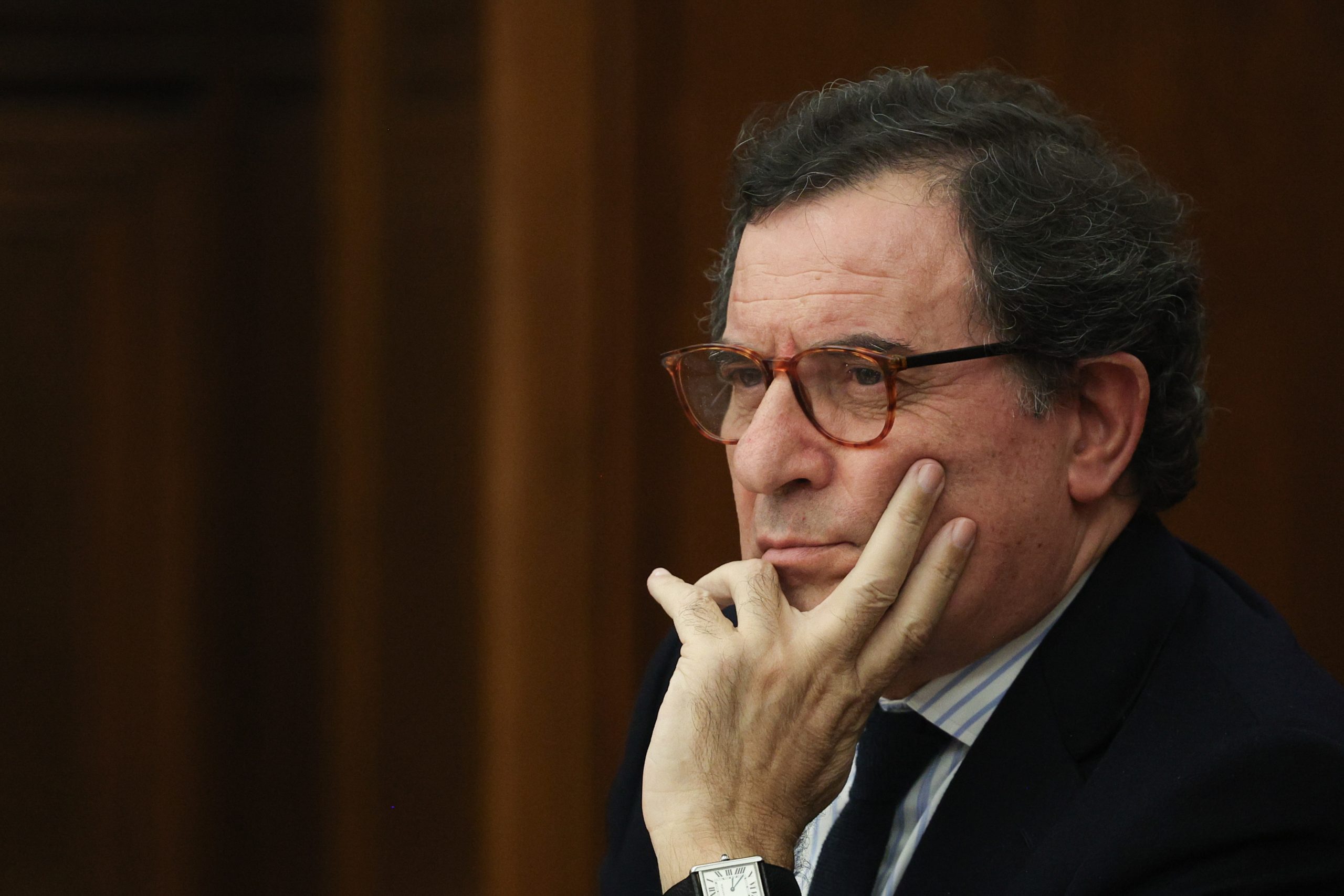 Ministro da Coesão recusa que lei dos solos permita casas “no meio dos campos ou da floresta”