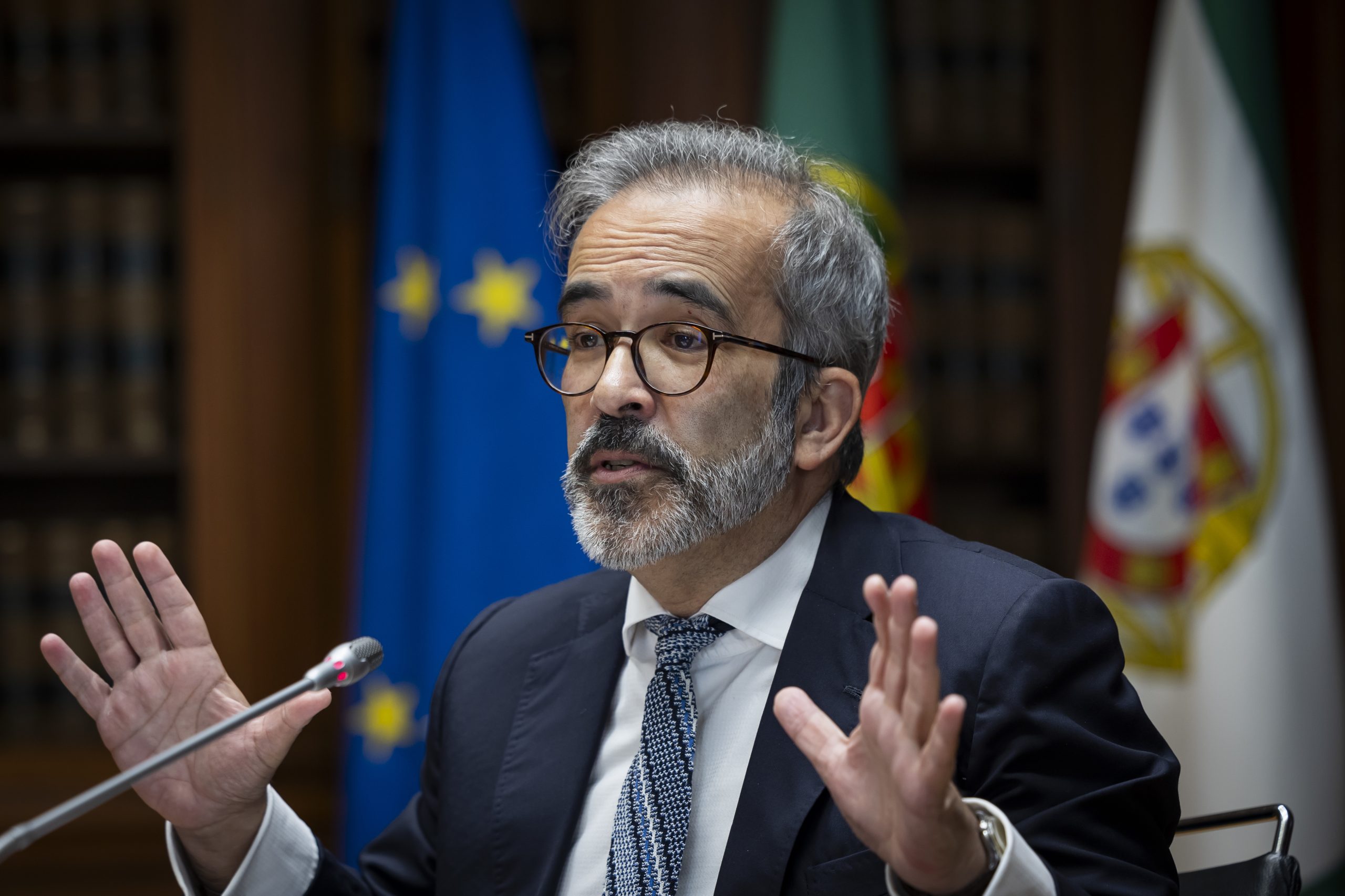 Rangel garante na Assembleia da República que ‘chumbo’ de juiz português para tribunal europeu é ilegal